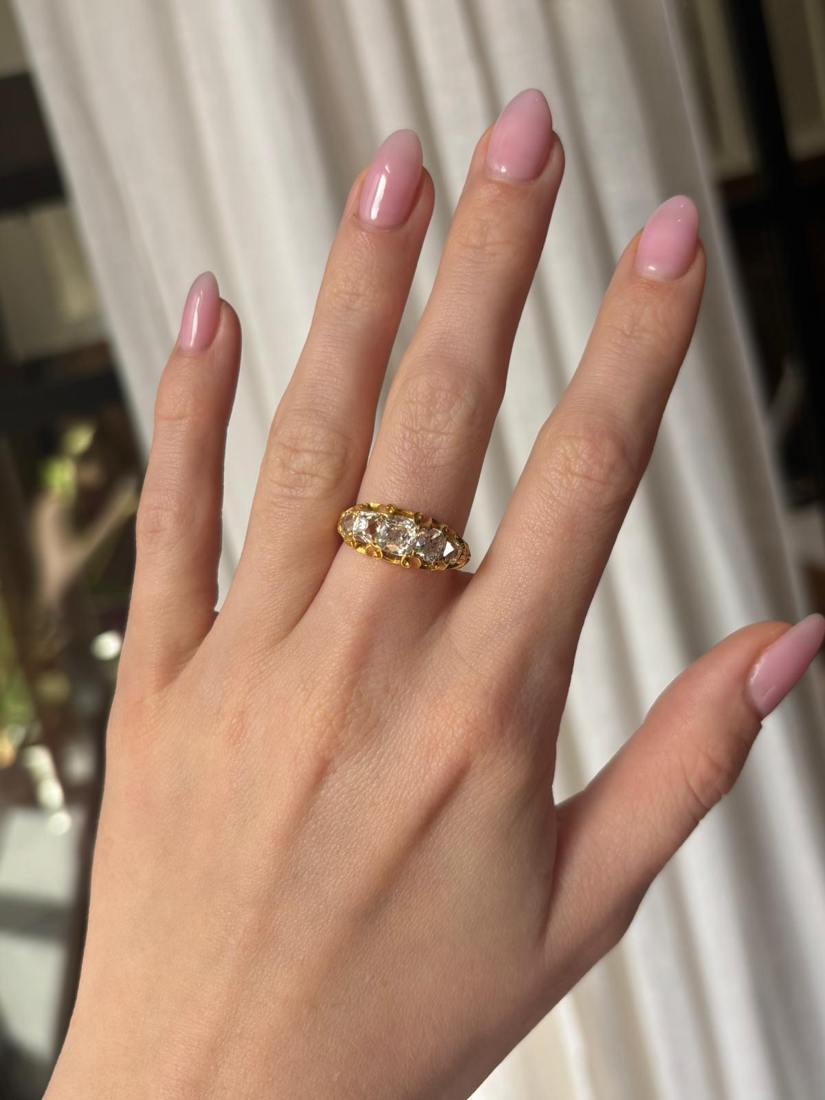 Antique Late Victorian Old Cushion Cut Diamond Five Stone Ring in 18k Gold For Sale 3