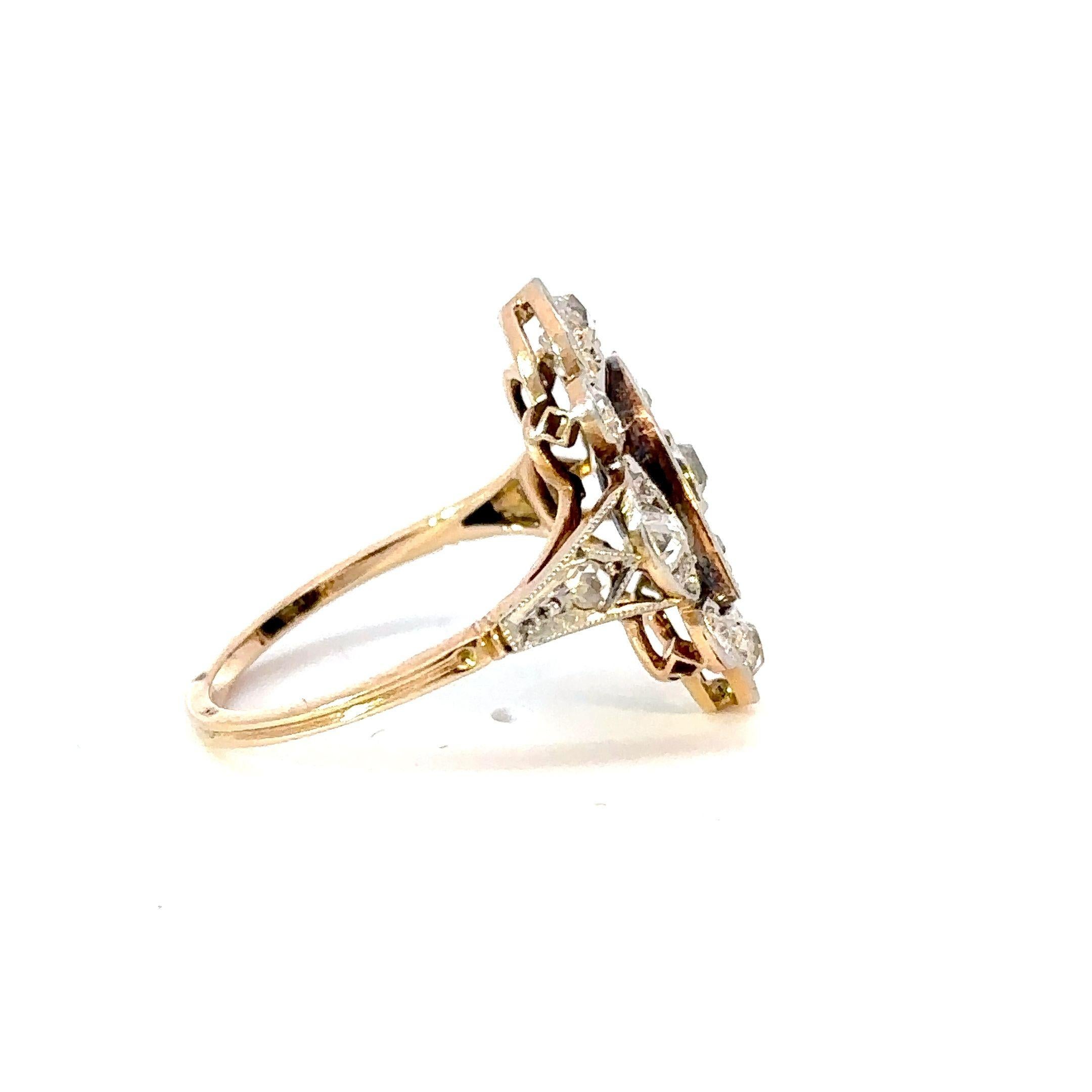 Taille vieille mine Bague ancienne de la fin de l'époque victorienne en onyx et diamants - Platine et or 18K en vente