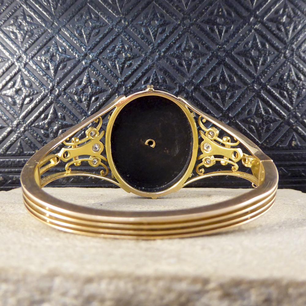 Antique Late Victorian Onyx, Pearl and Diamond Bangle in 15 Carat Yellow Gold In Good Condition In Yorkshire, West Yorkshire