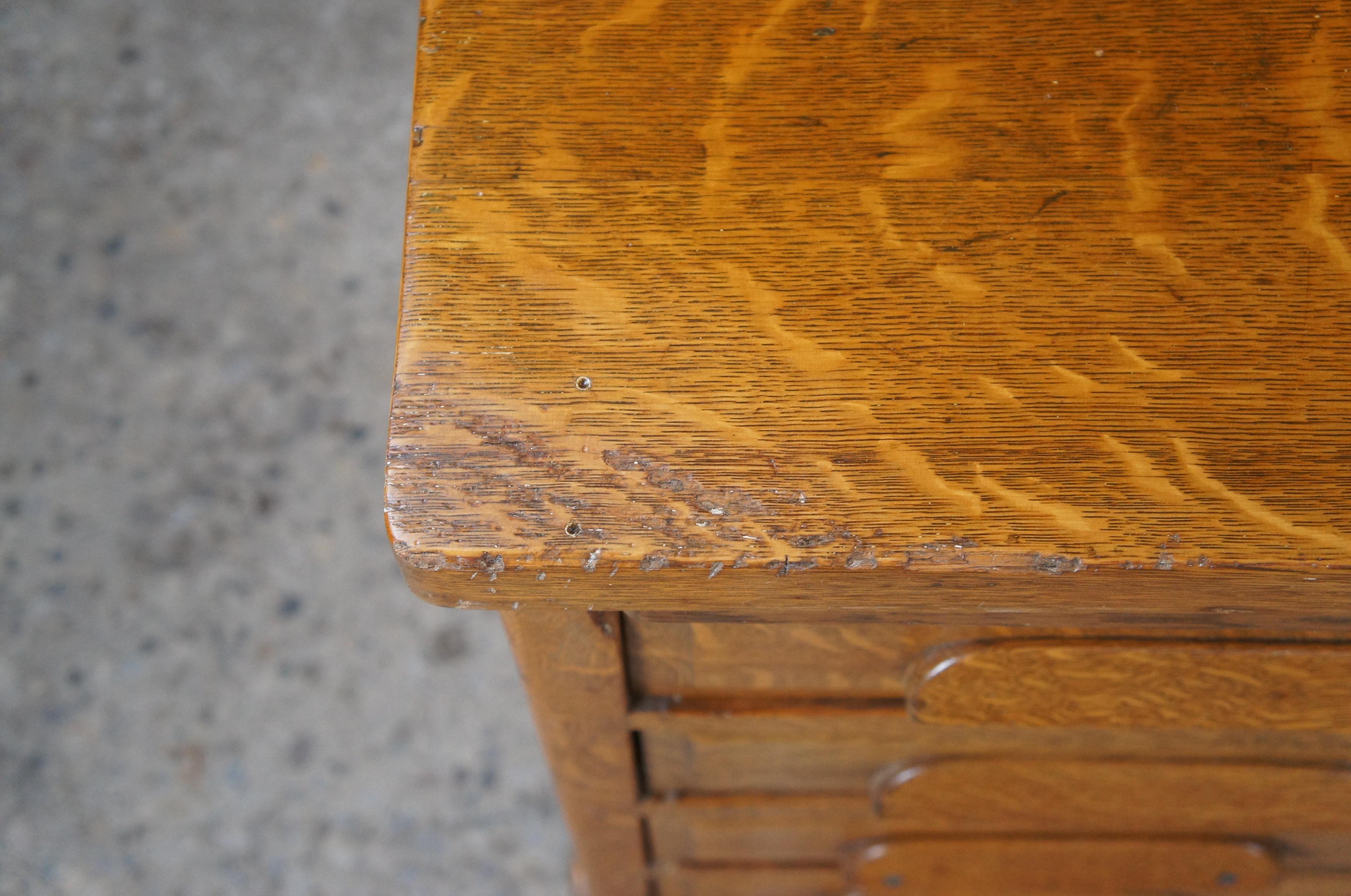 Antique Late Victorian Quartersawn Oak Executive Kneehole Library Writing Desk 1