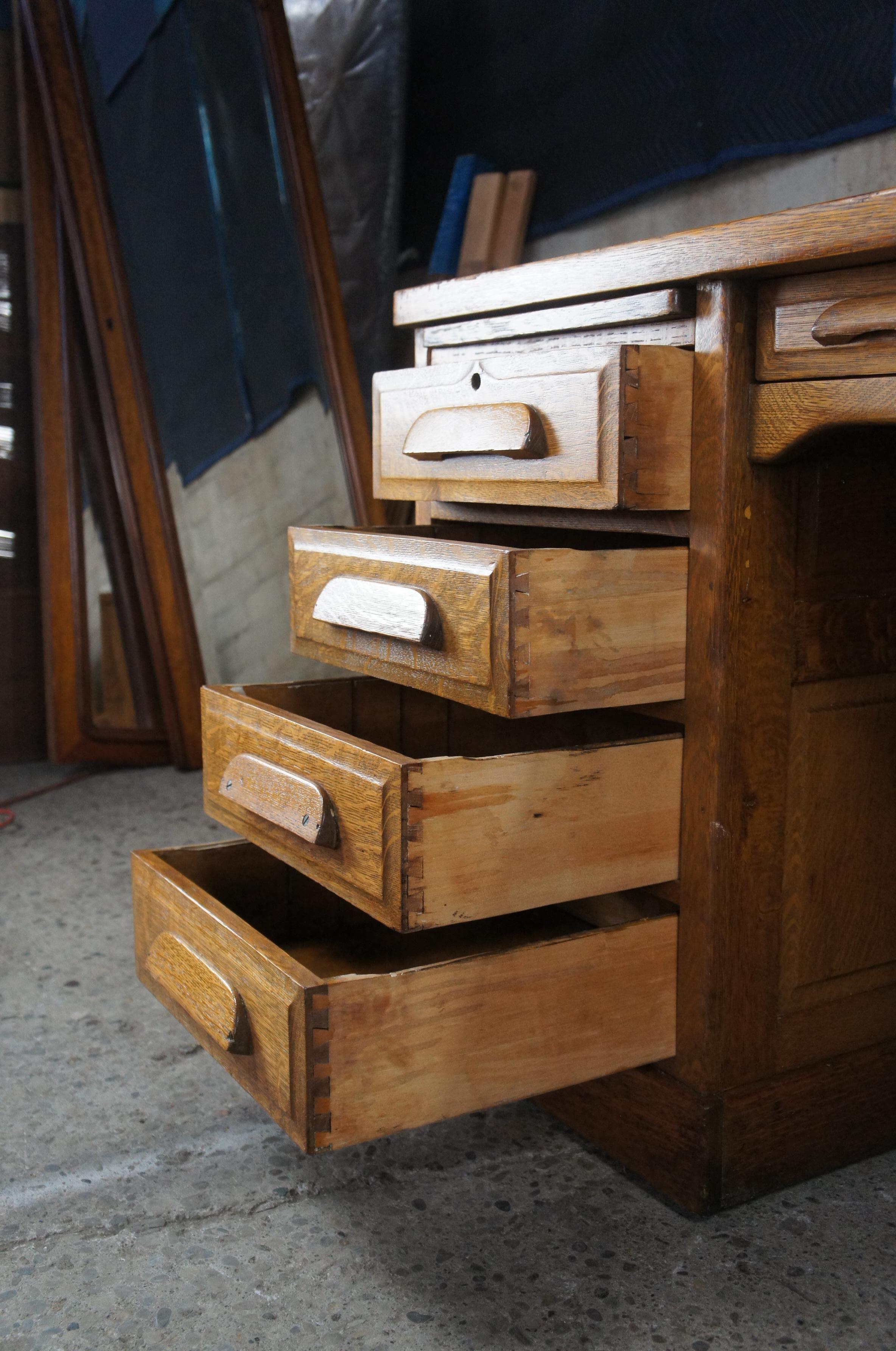 Antique Late Victorian Quartersawn Oak Executive Kneehole Library Writing Desk 2