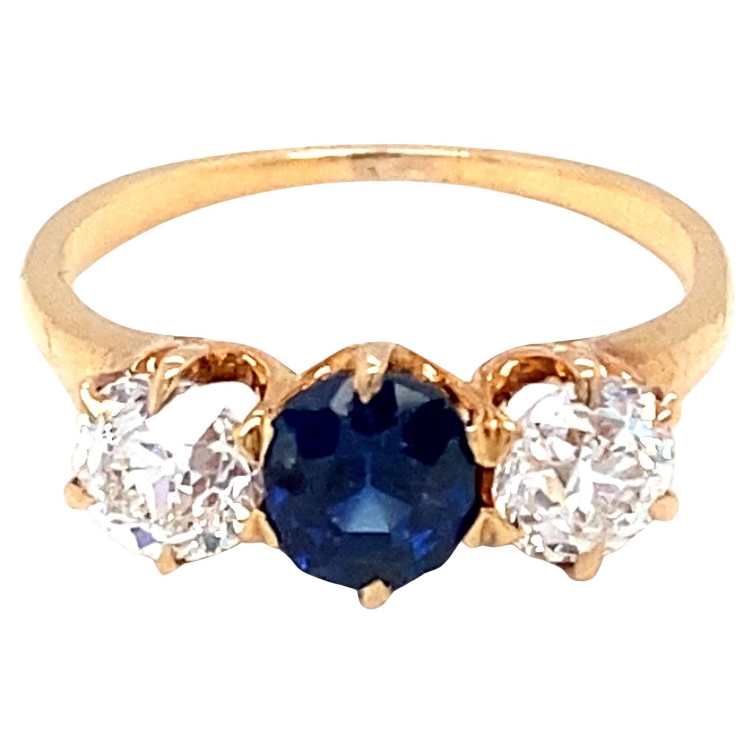Antique Late Victorian Sapphire and Diamond 14 Karat Yellow Gold Statement Ring For Sale