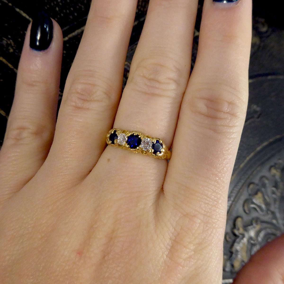 Antique Late Victorian Sapphire and Diamond Five Stone Ring in 18ct Yellow Gold For Sale 2