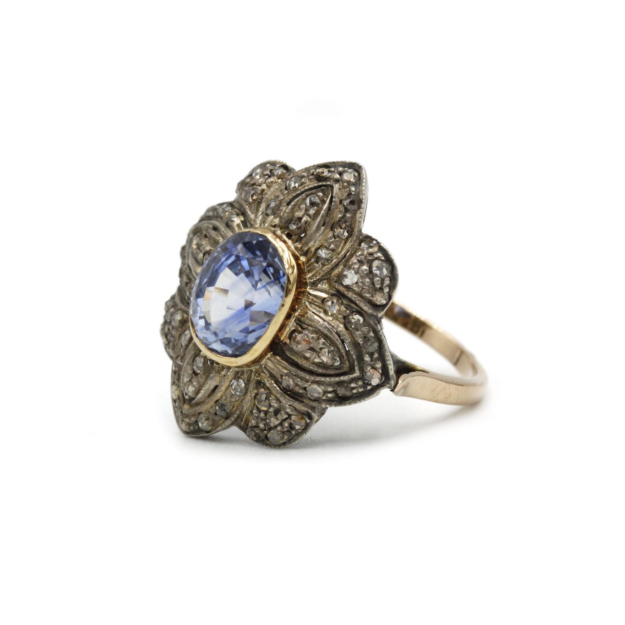 Antique Late Victorian Unheated 3.50 ct Ceylon Sapphire & Rose-Cut Diamond ring In Good Condition For Sale In MONTMORENCY, FR