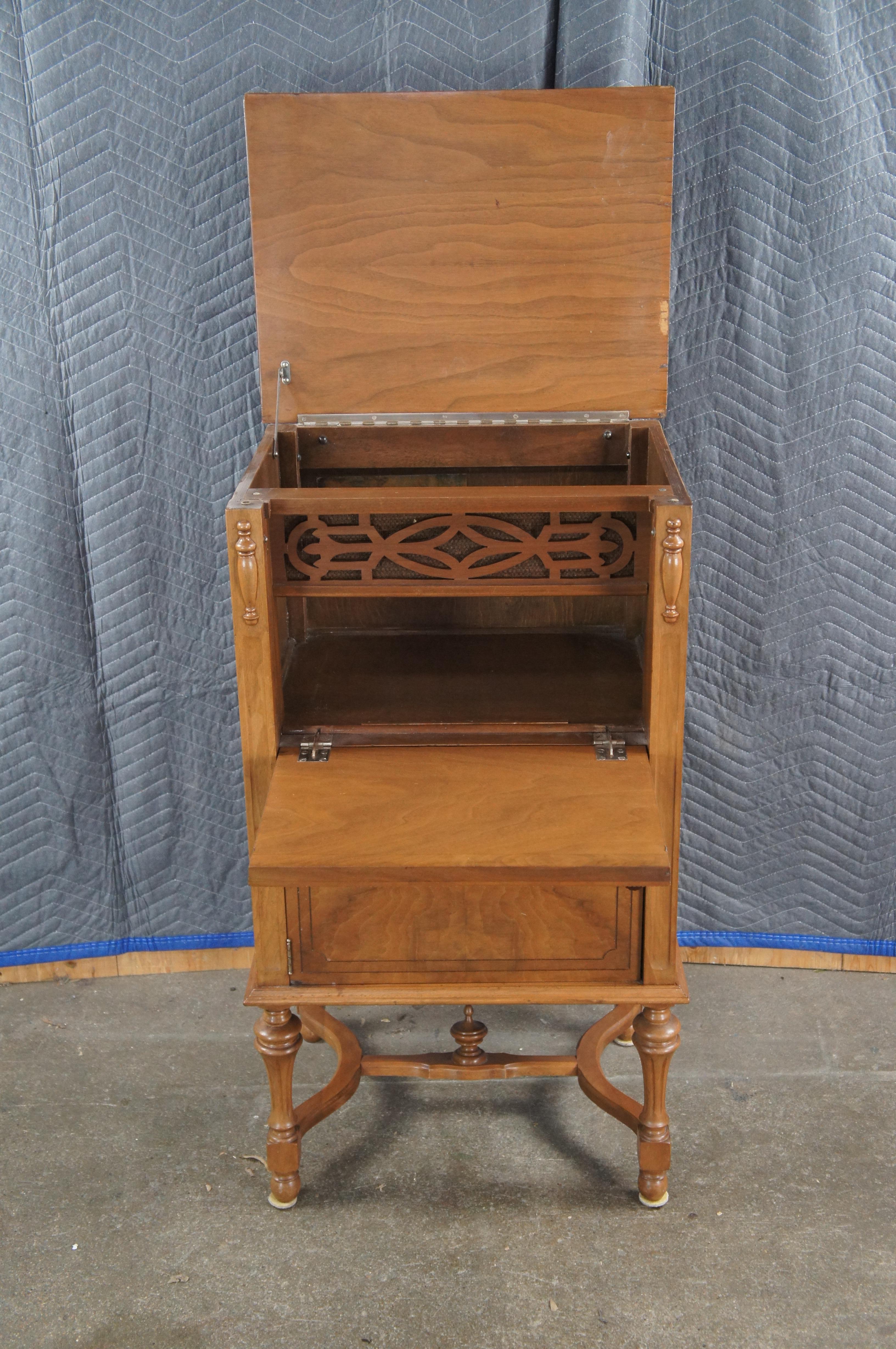 20ième siècle Ancienne console de musique en ronce de noyer de la fin de l'époque victorienne, meuble pour phonographe, support de disque en vente