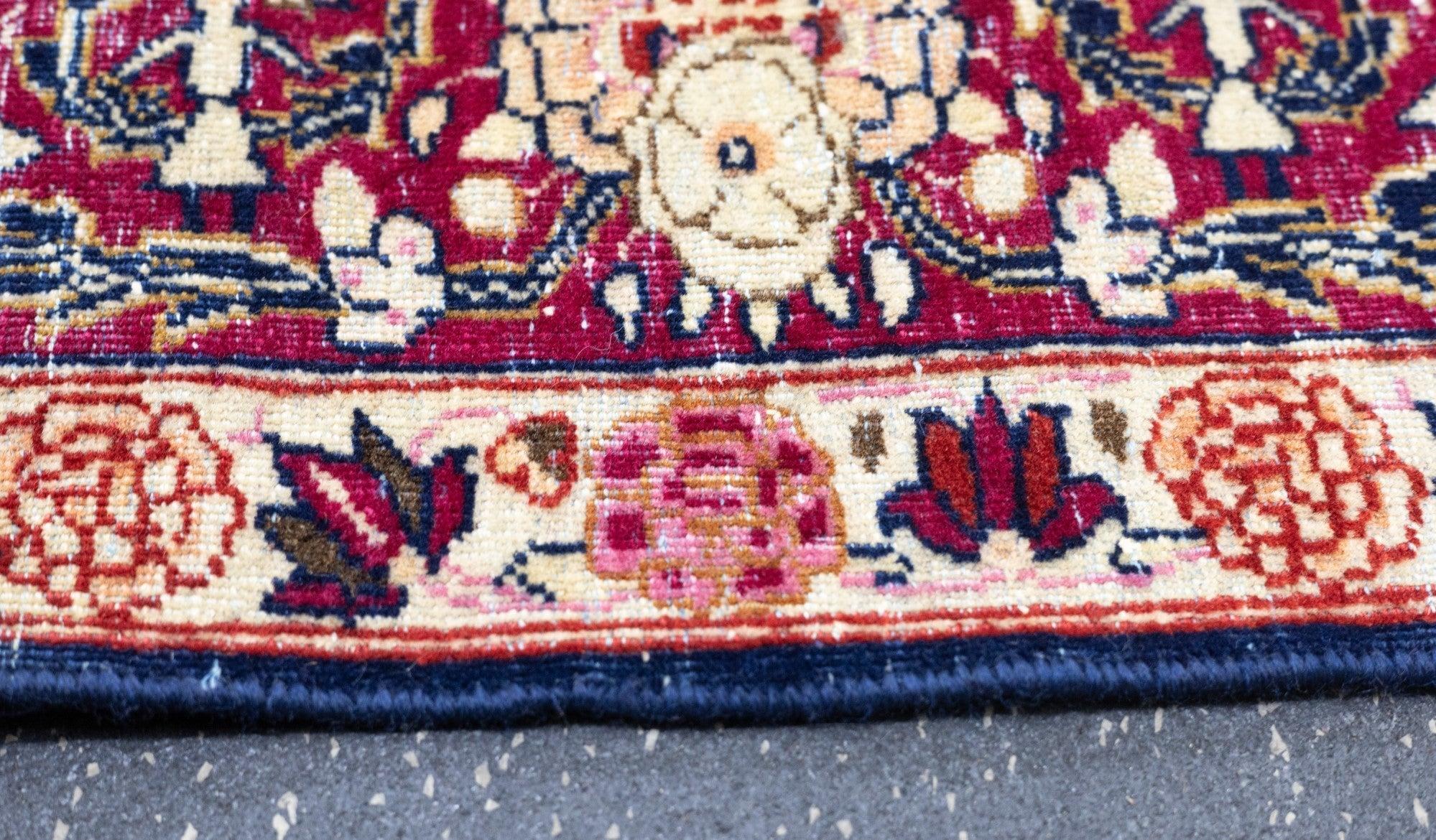 Antiker Lavar Kerman-Teppich 4'6'' x 6'7'' (Wolle) im Angebot