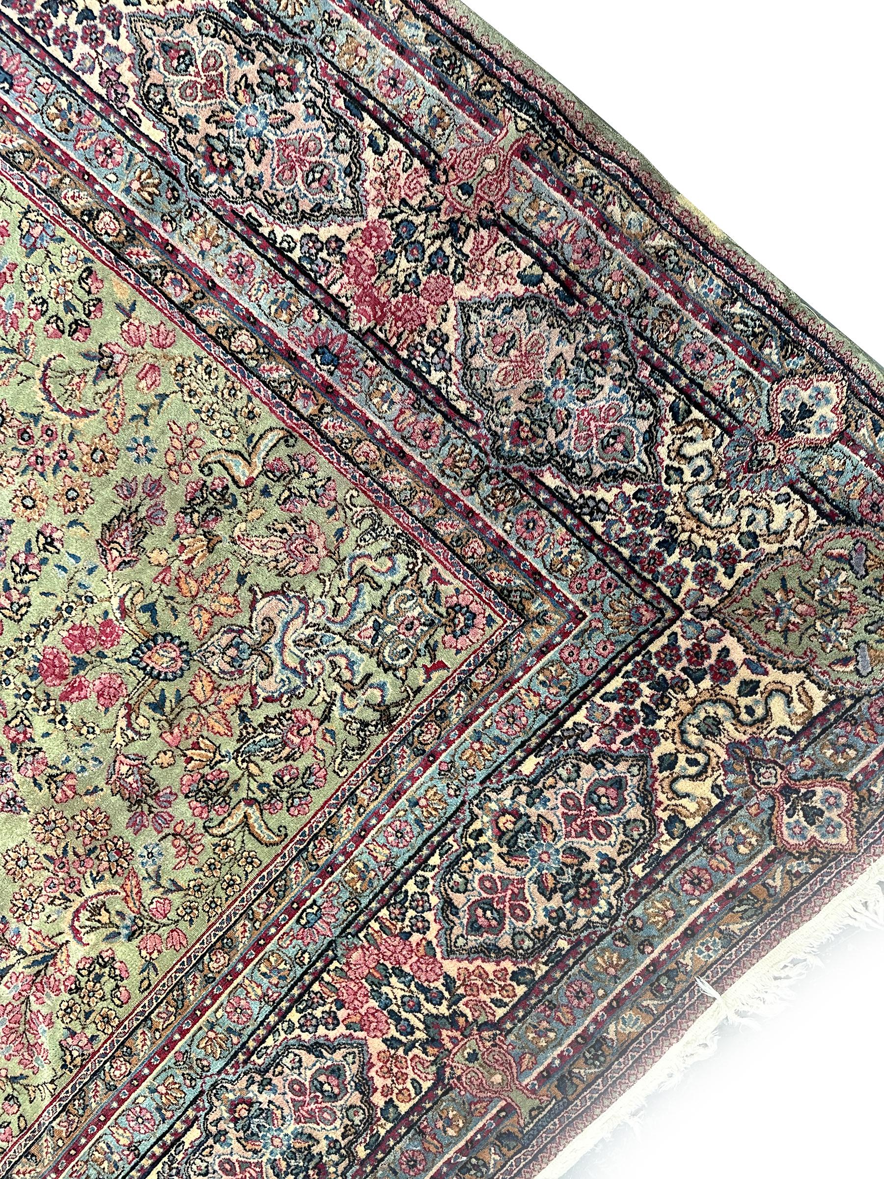 Antique Lavar Kerman Rug Fine Antique Persian Rug  9x12 For Sale 4