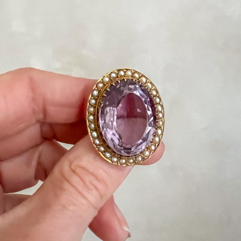 Brilliant Cut 19th Century Lavender Amethyst and Seed Pearl 14K Gold Brooch For Sale