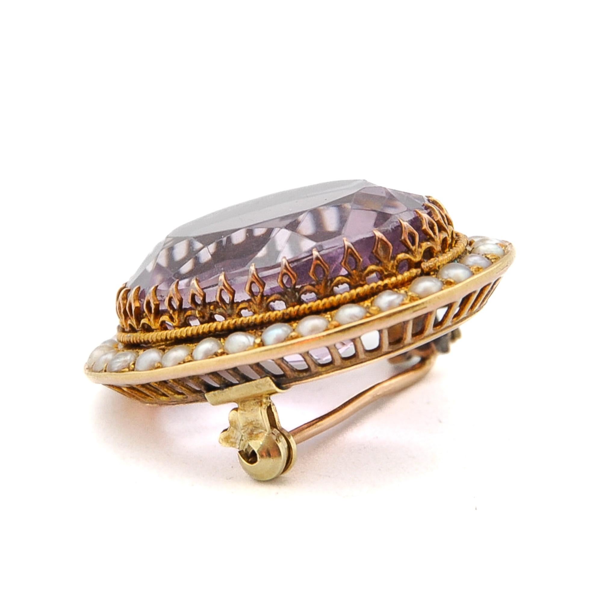 Broche ancienne en or 14 carats, améthyste lavande et perles naturelles en vente 2