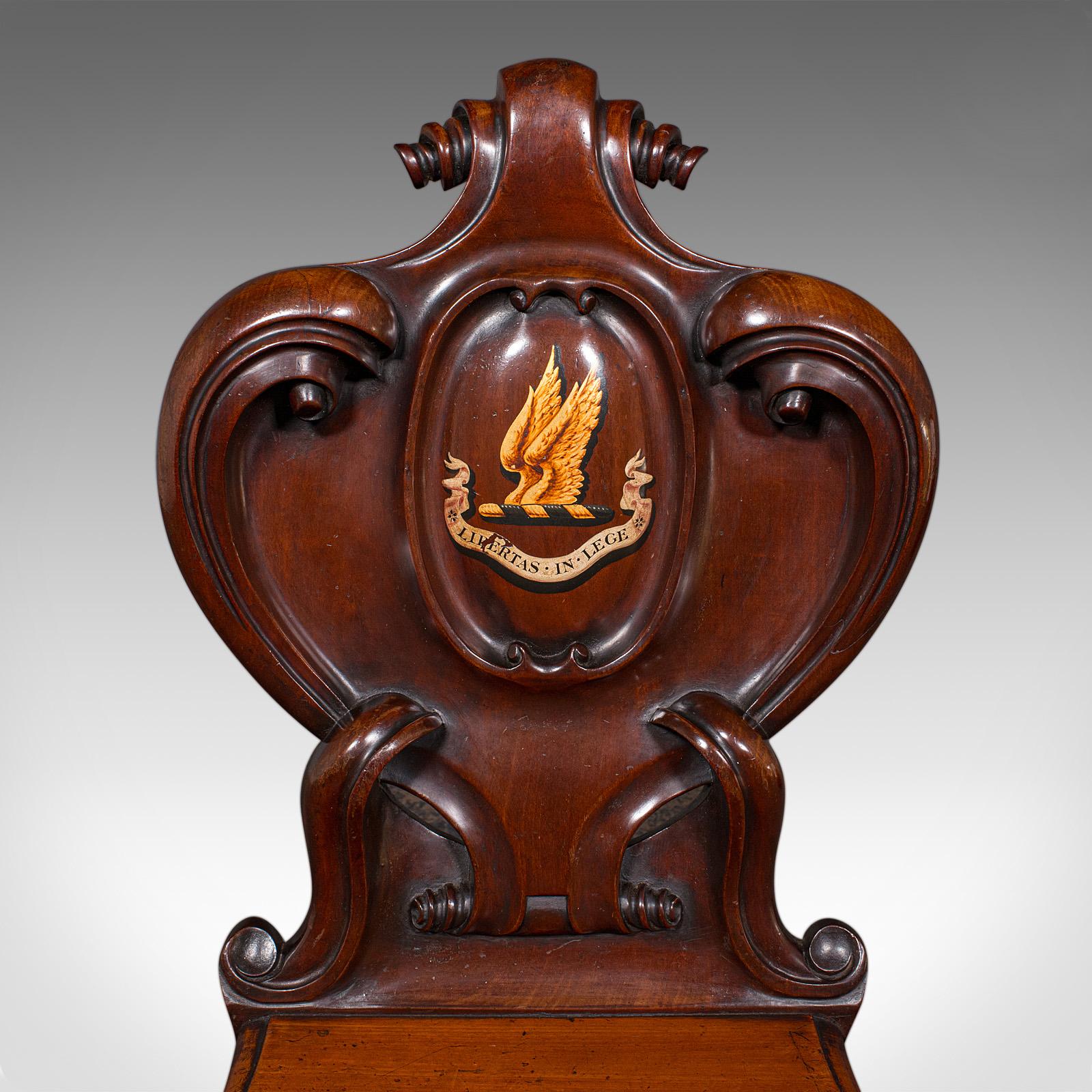 Antiker Law Chambers Hall Chair, schottisch, Nussbaumholz, Reception Seat, viktorianisch im Angebot 1