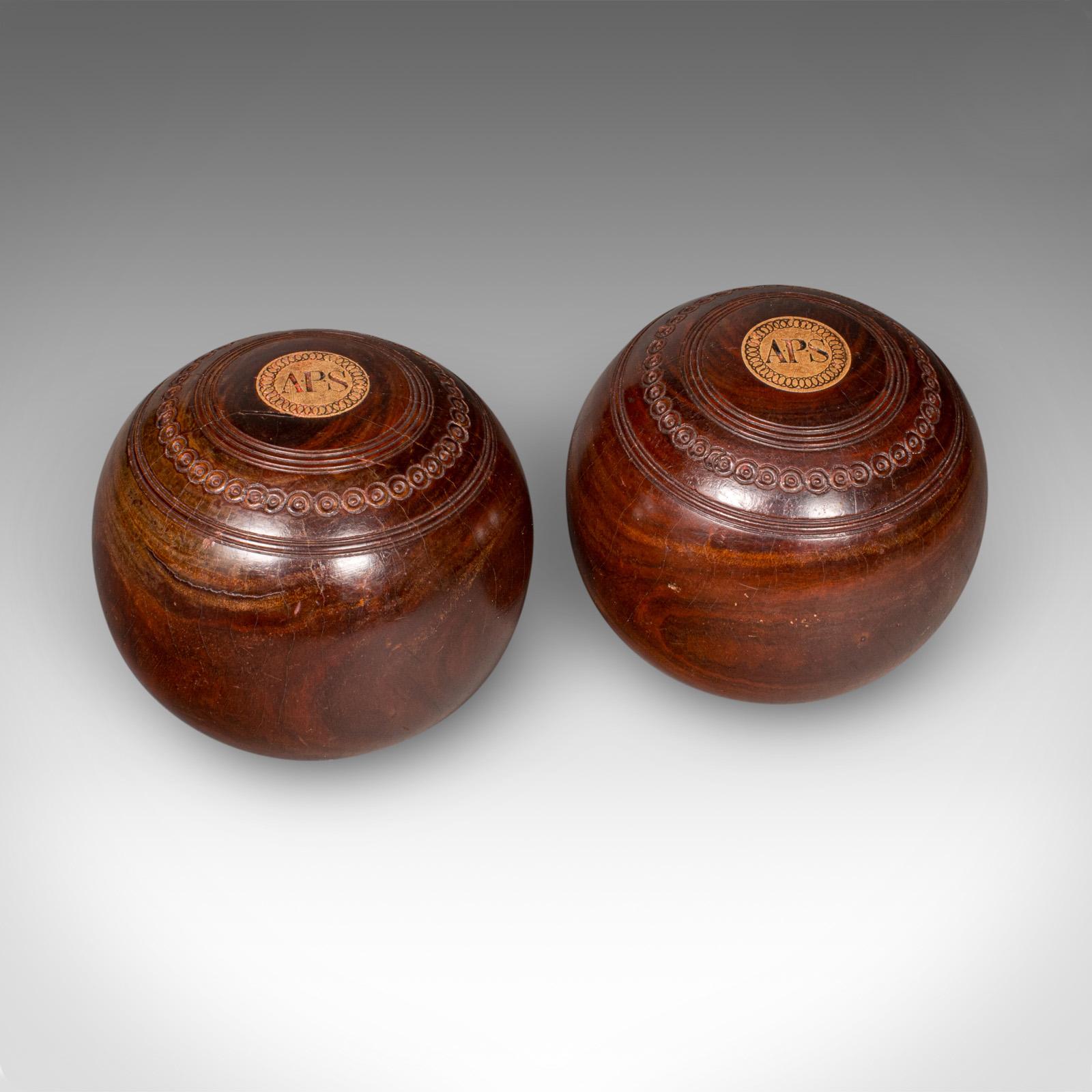 Acajou Jeu de boules de gazon ancien, anglais, Woods, valets en céramique, jeu de jardin, édouardien en vente
