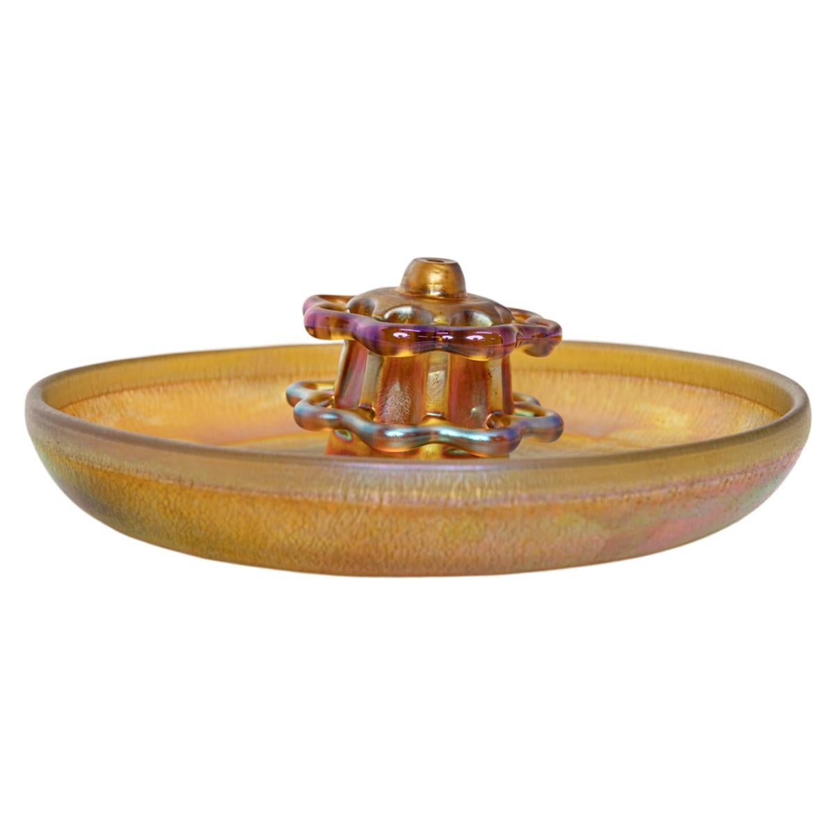 American Antique L.C. Tiffany Furnaces Favrile Glass Gold Flower Frog Center Bowl 1920 For Sale