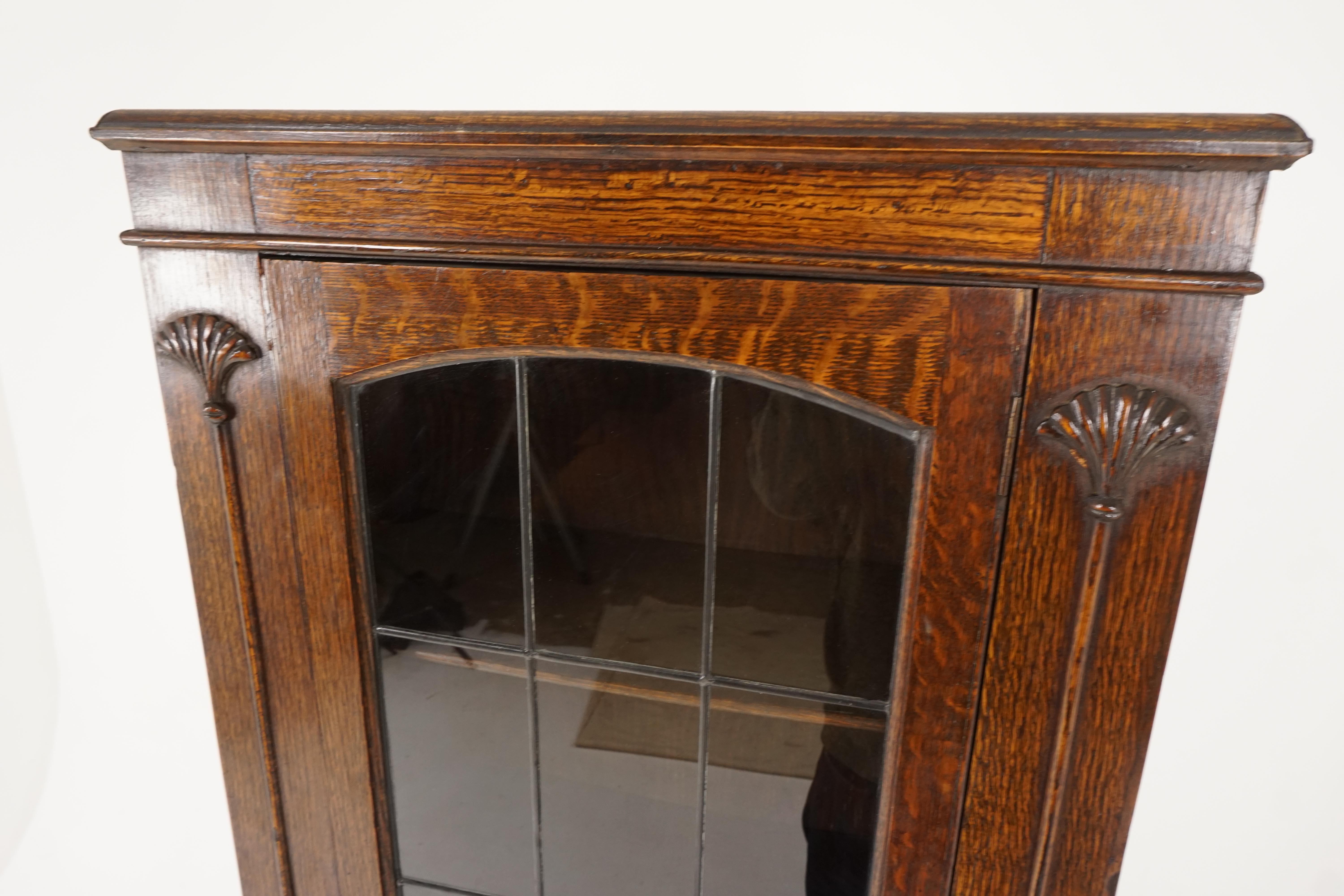 Antique Leaded Glass Bookcase, Tiger Oak Display Cabinet, Scotland 1920, B2175 In Good Condition In Vancouver, BC