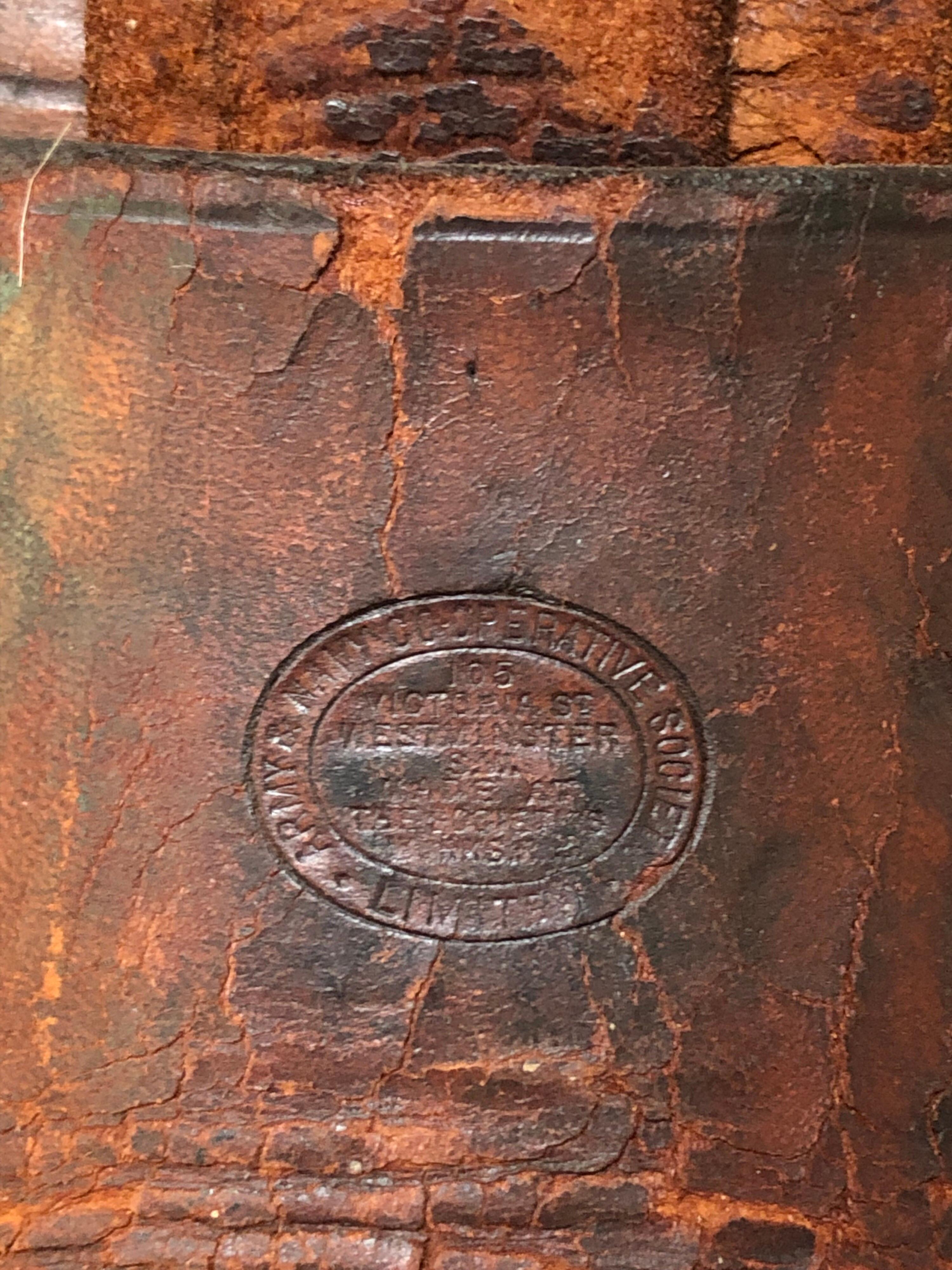 Antique Leather AN & CSL Triple Hat Box with Travel Stamps, Satin Lined, 1880s For Sale 3