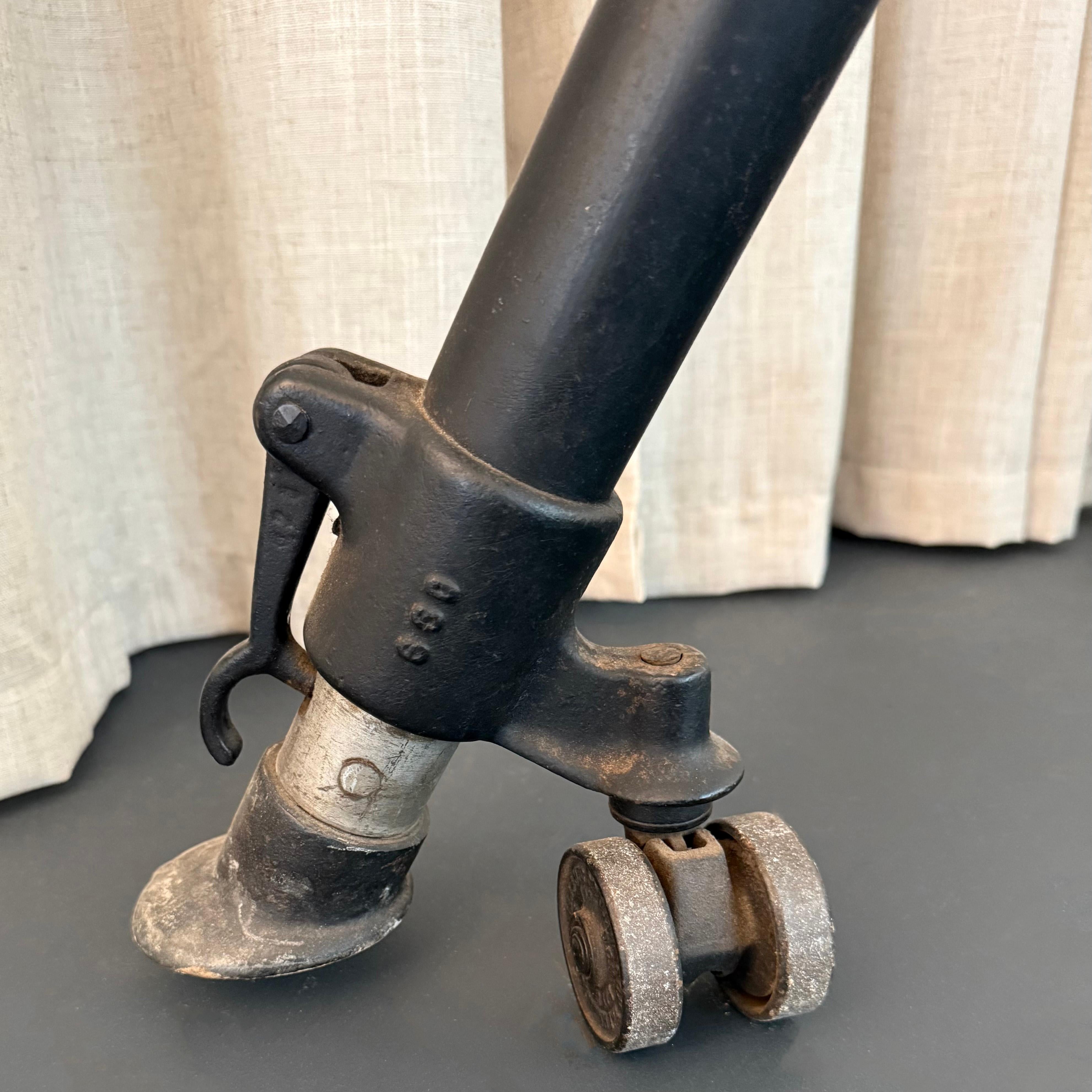 Antike Leder und Gusseisen einstellbar Gymnasium Pommel Pferd im Angebot 2