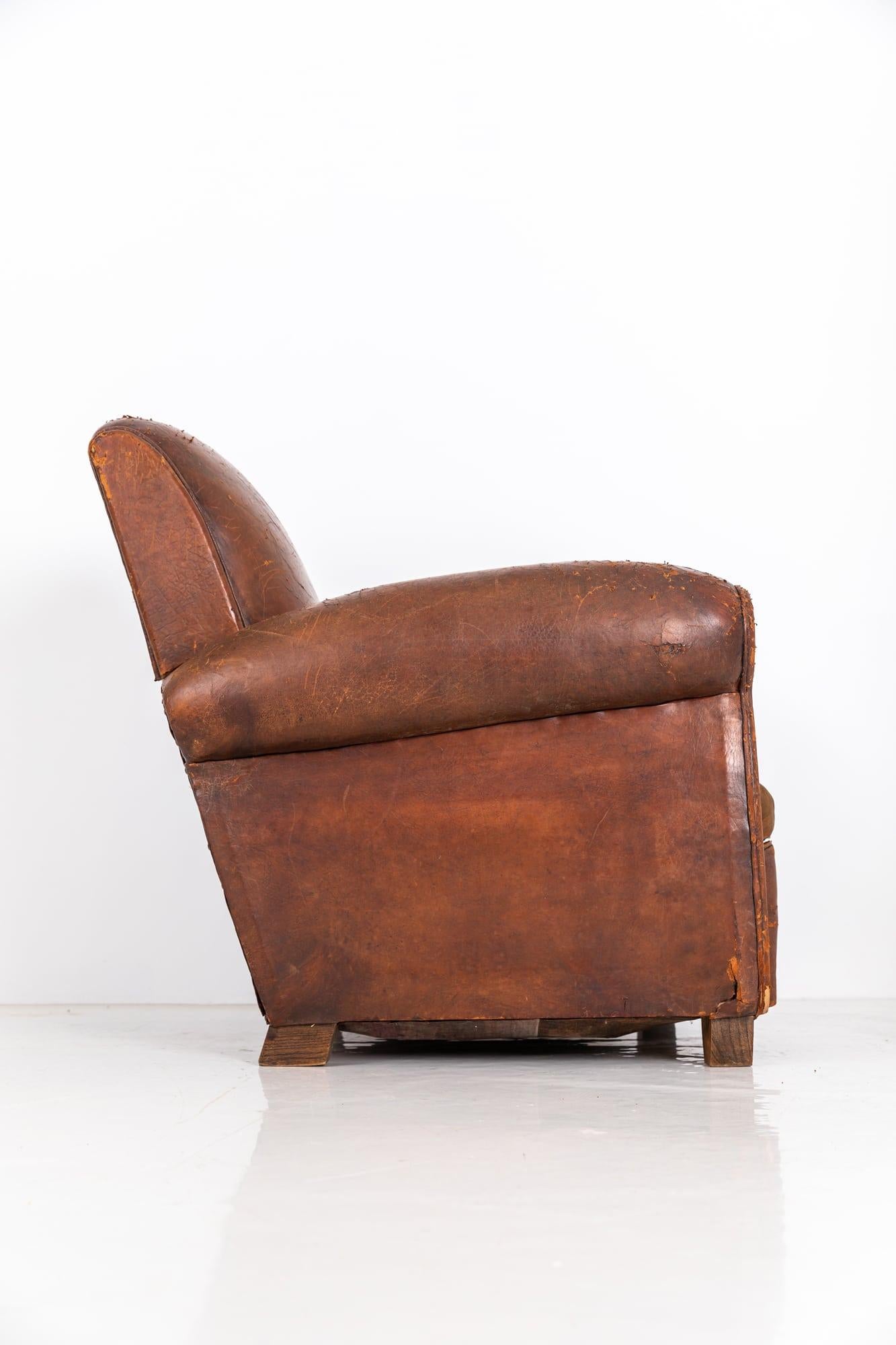 Antique Leather Art Deco Club Chair Country House Armchair, circa 1930 For Sale 5