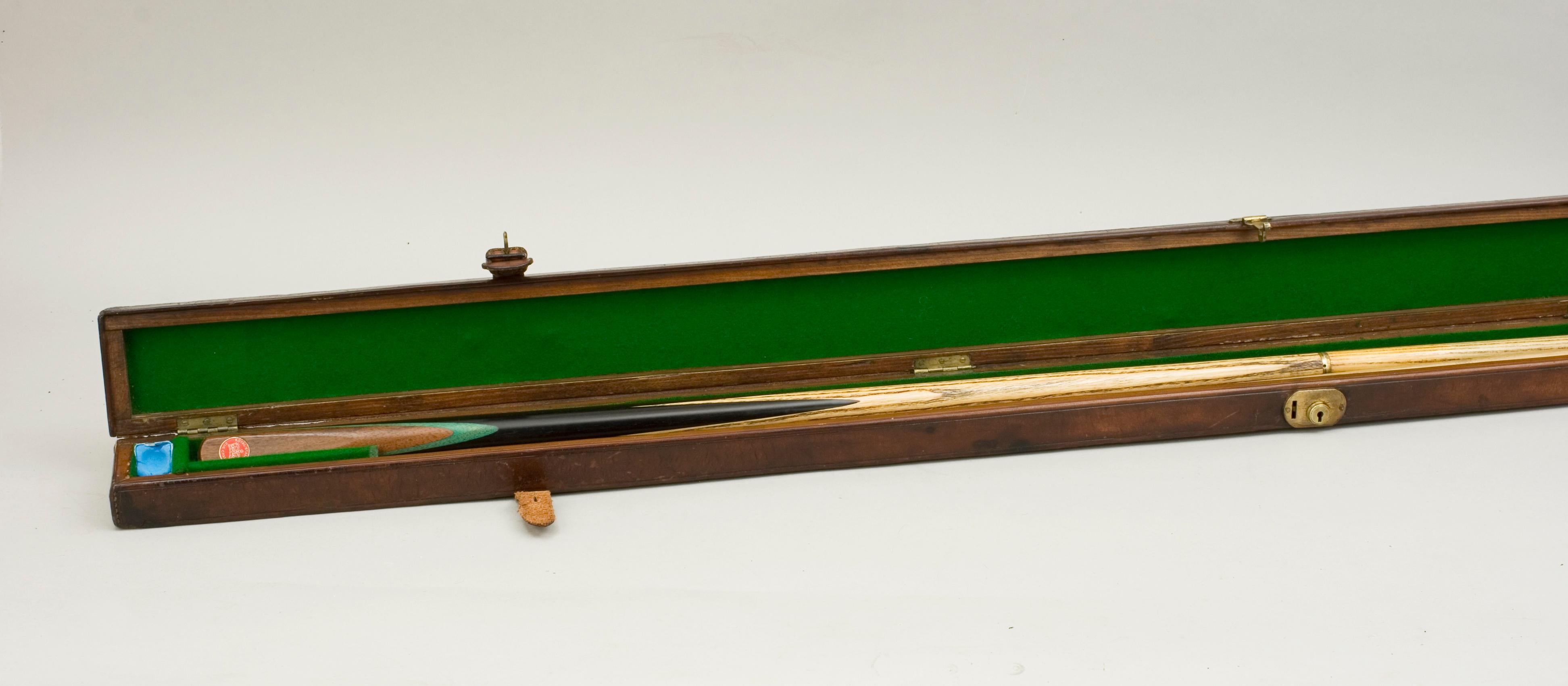 Antique Leather Billiard, Snooker Cue Case with Brass Fittings 4