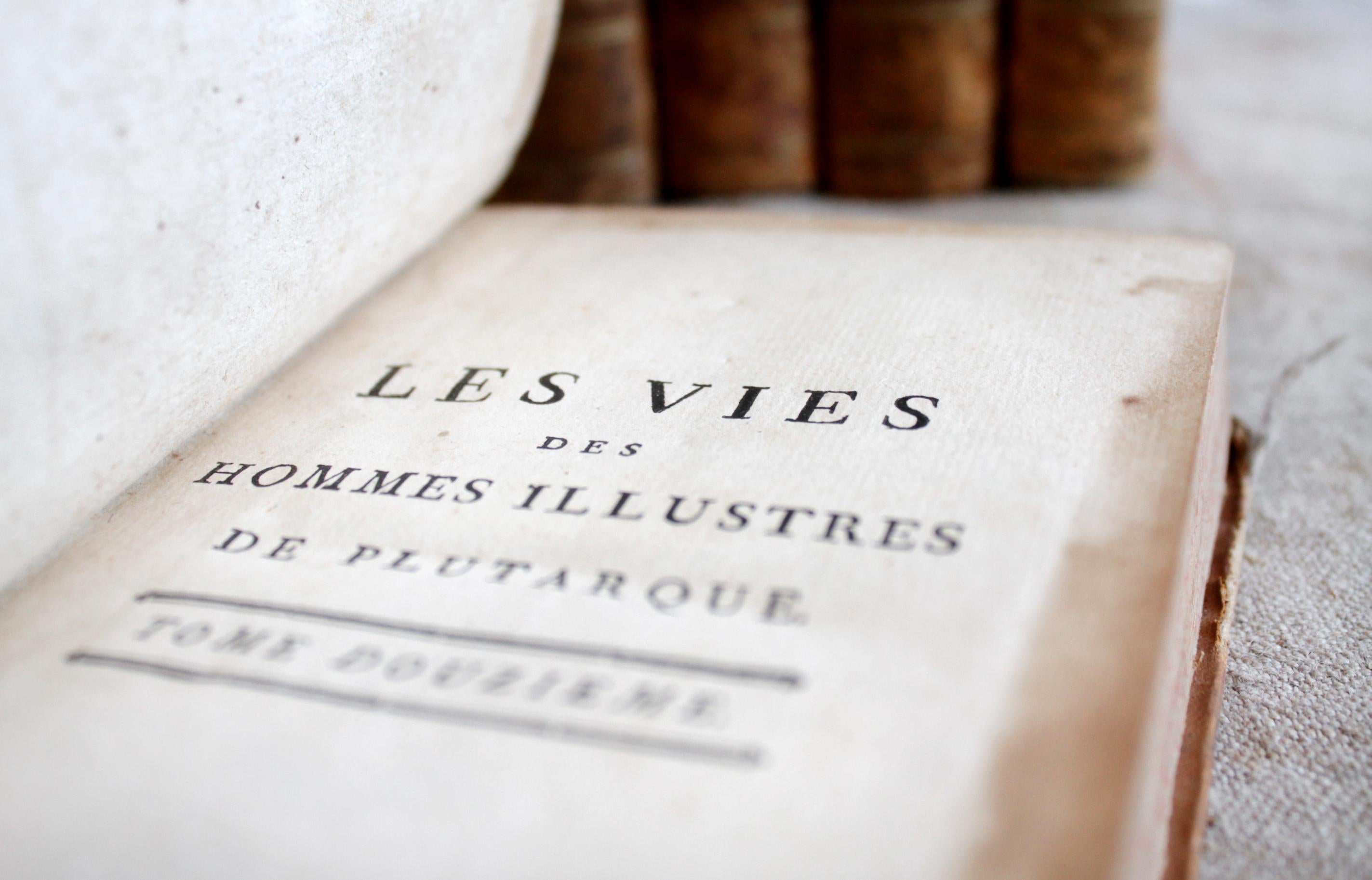 Antique Leather Bound Books Vies de Plutarque 2