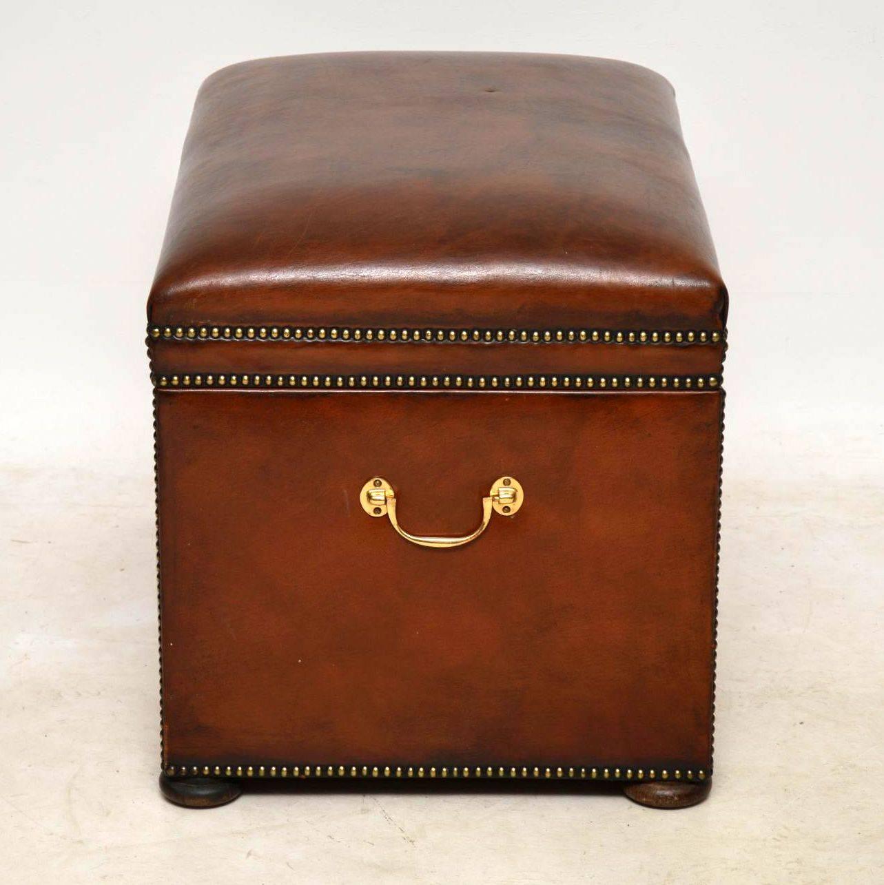 Antique Leather Bound Ottoman In Excellent Condition In London, GB