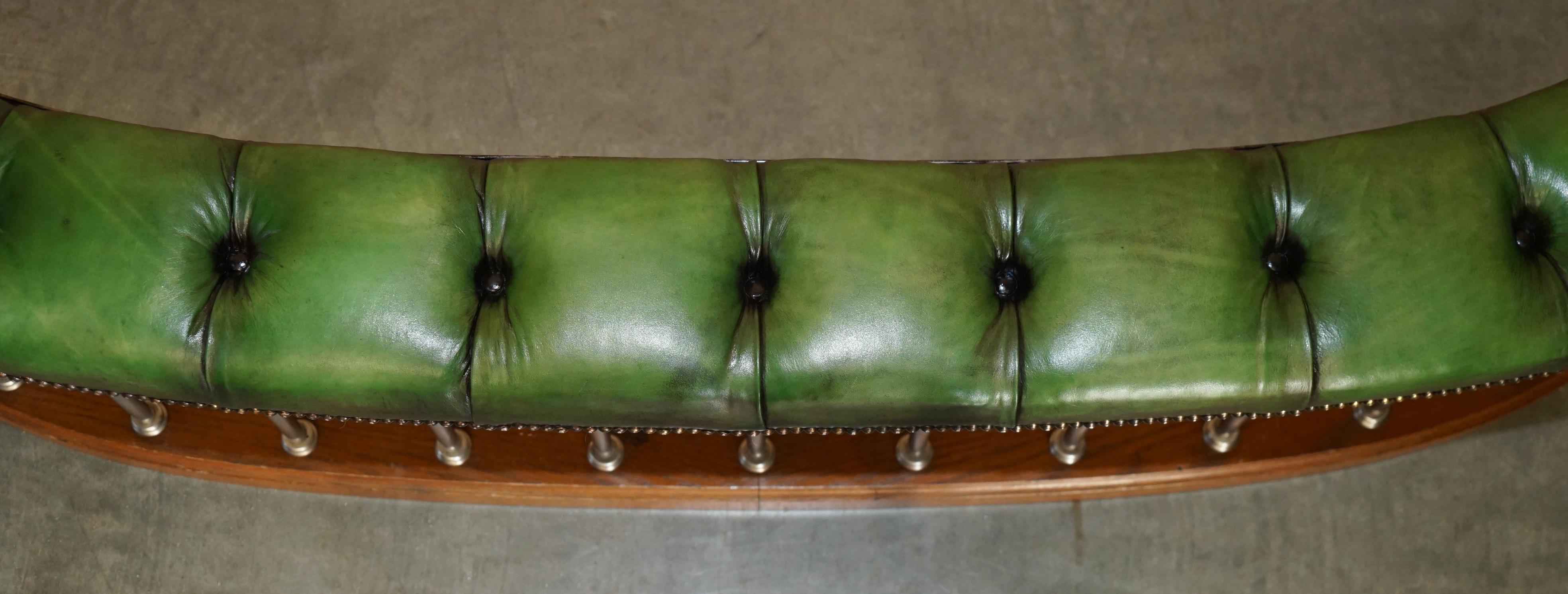 Fait main ANTiQUE FIREPLACE CLUB FENDER CHESTERFIELD VICTORIAN RESTORED DEMI LUNE FIREPLACE en vente