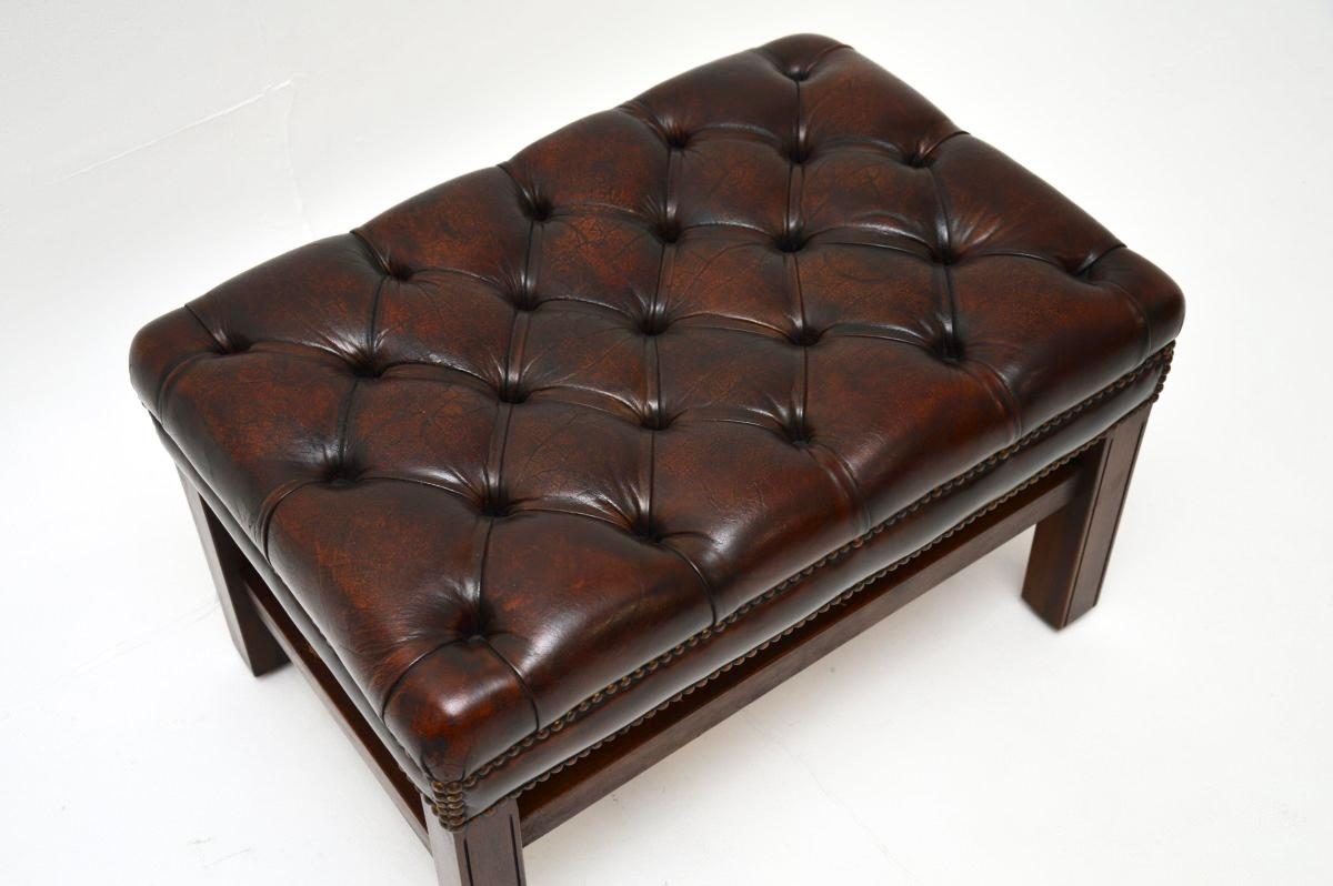 Antique Leather Chippendale Style Stool In Good Condition For Sale In London, GB