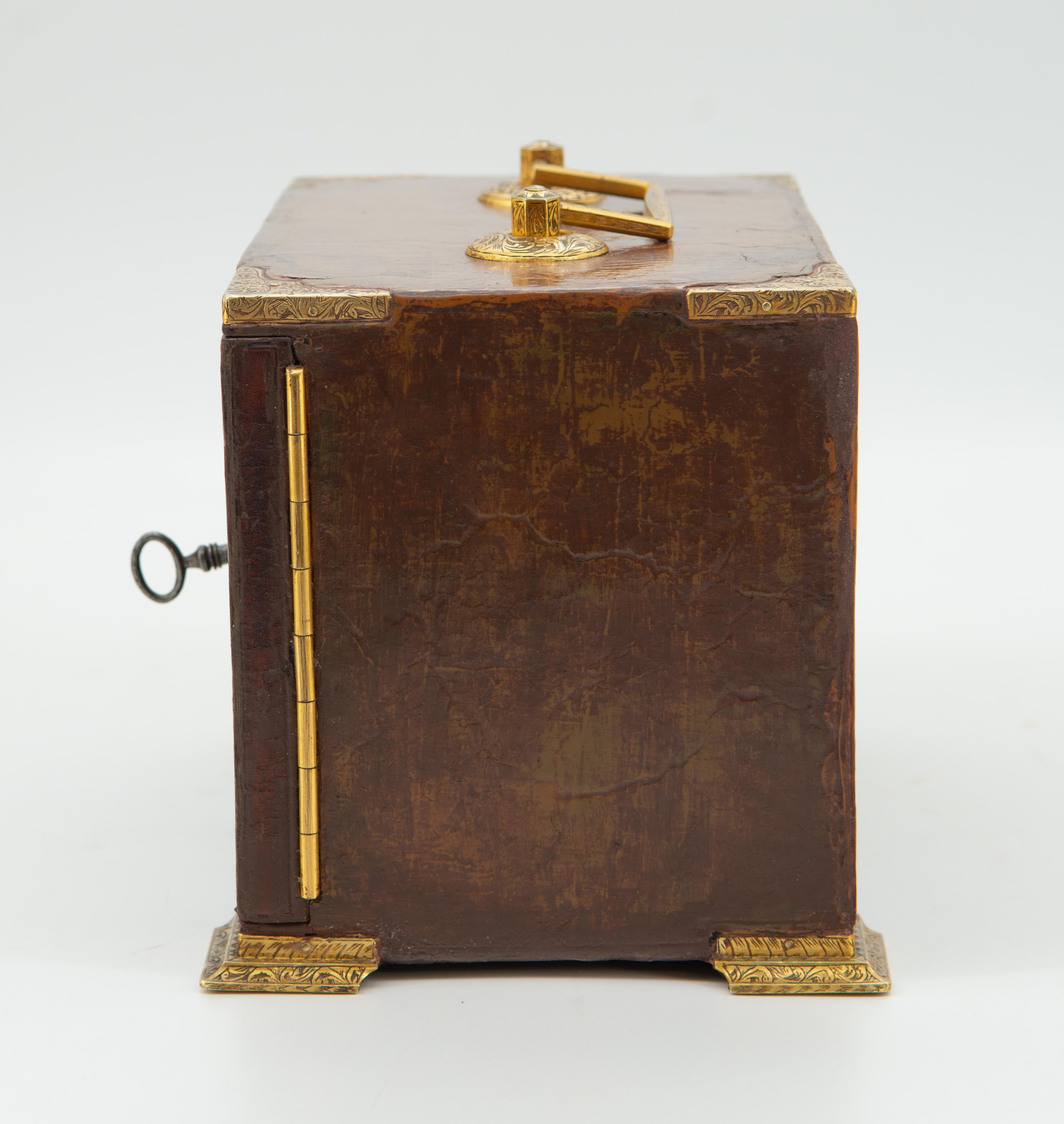 Antique Leather & Decorative Gilt Metal Table Top Travelling Chest Bramah Lock For Sale 9