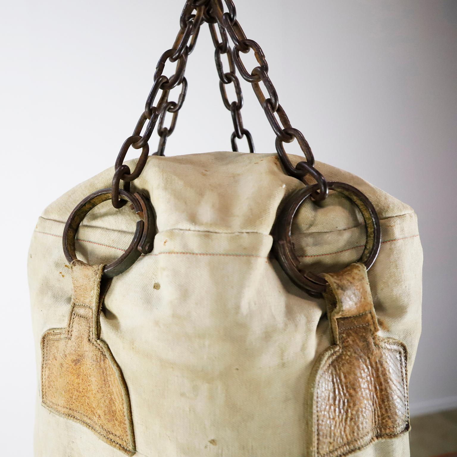 Antike Gym Punching Boxing Schwere Tasche aus Leder im Zustand „Relativ gut“ im Angebot in Mexico City, CDMX