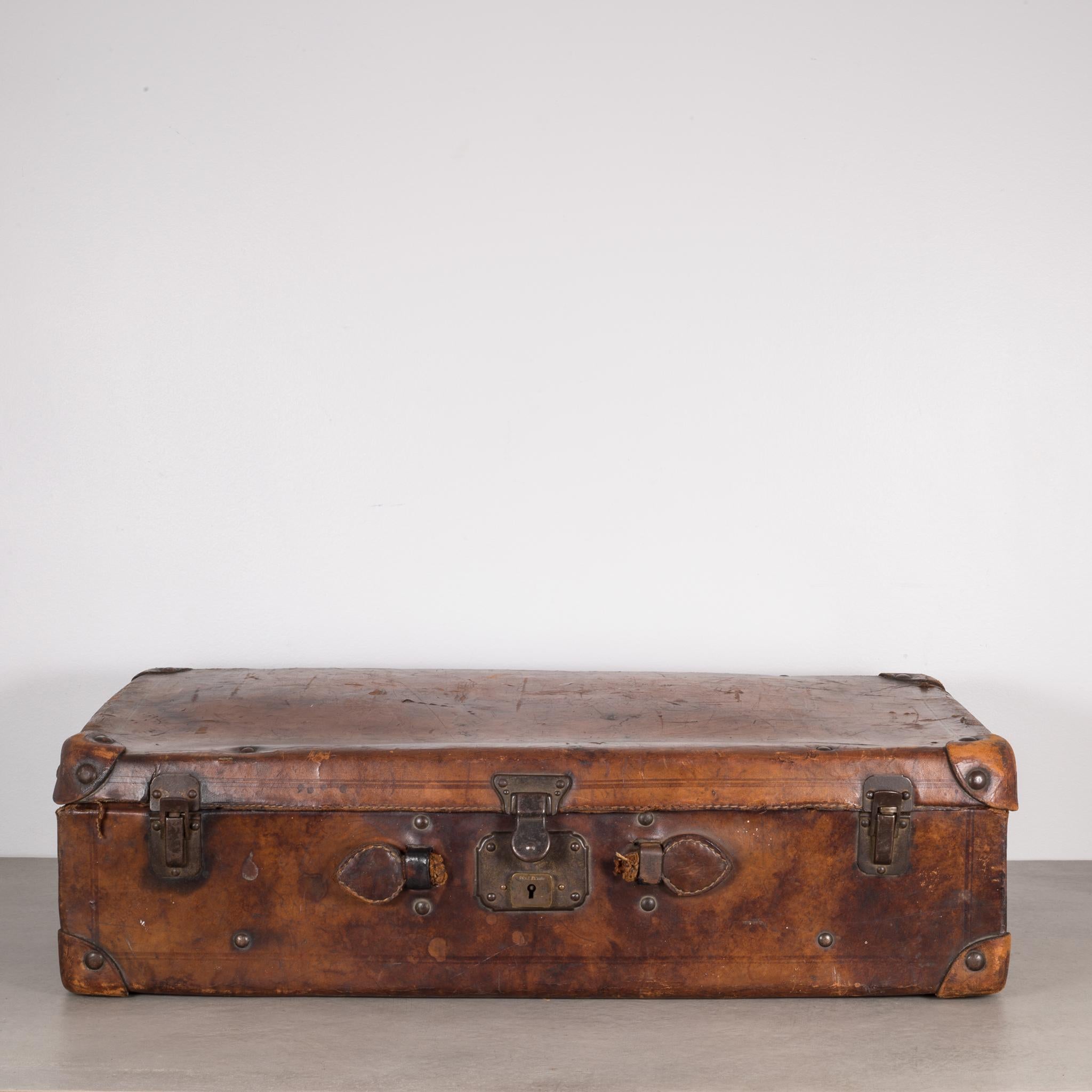About

This is an all original leather trunk with brass accents. This piece has retain its original finish. Minor structural damage and minor loses.

Creator: Unknown.
Date of manufacture: circa 1940
Materials and techniques: