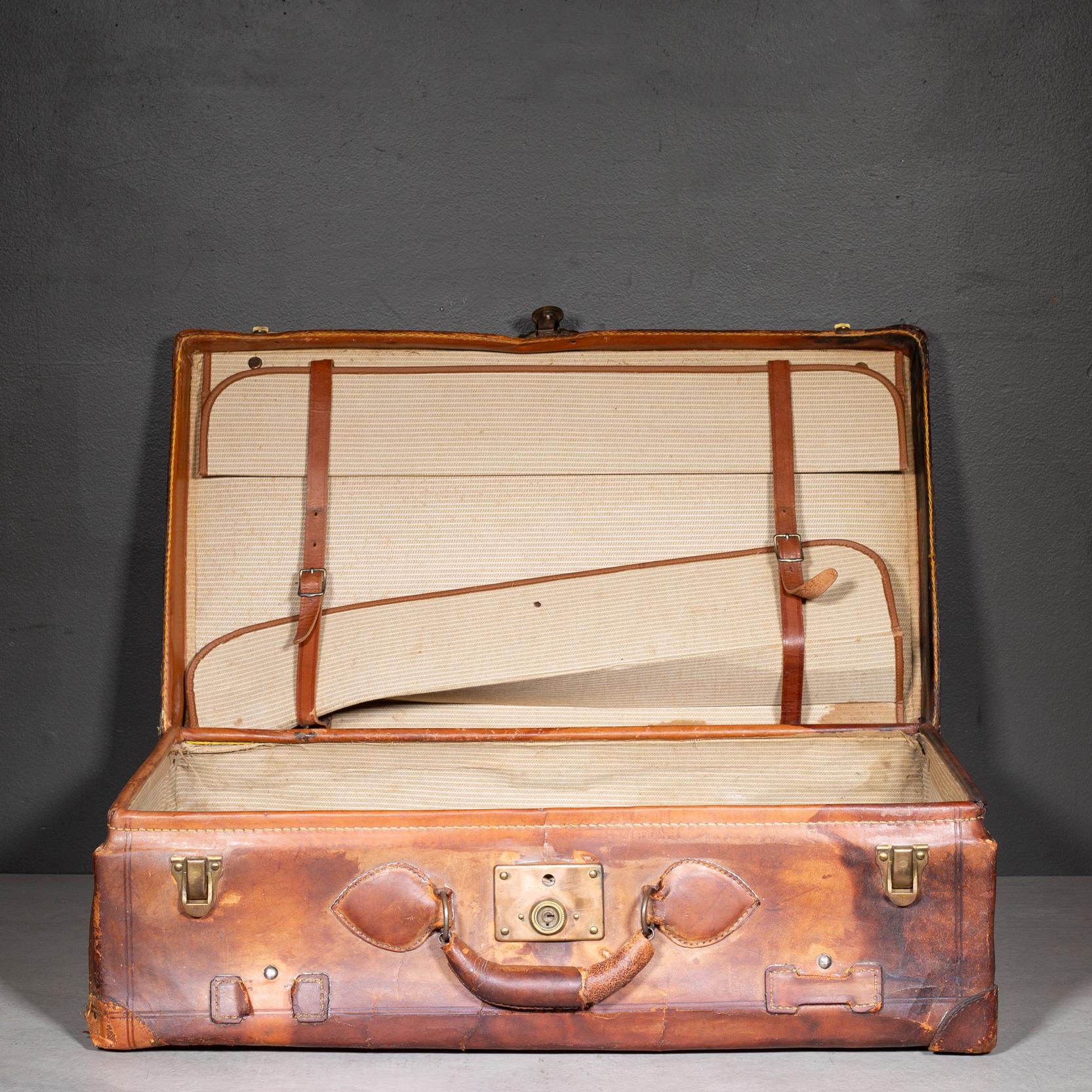 Bagages anciens en cuir avec étiquette de voyage italienne originale c.1920 en vente 4