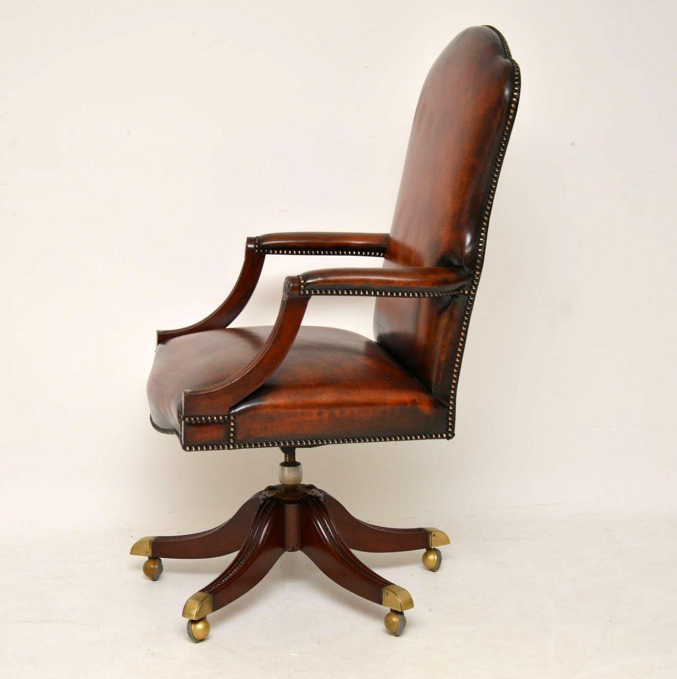 Georgian Antique Leather and Mahogany Swivel Desk Chair