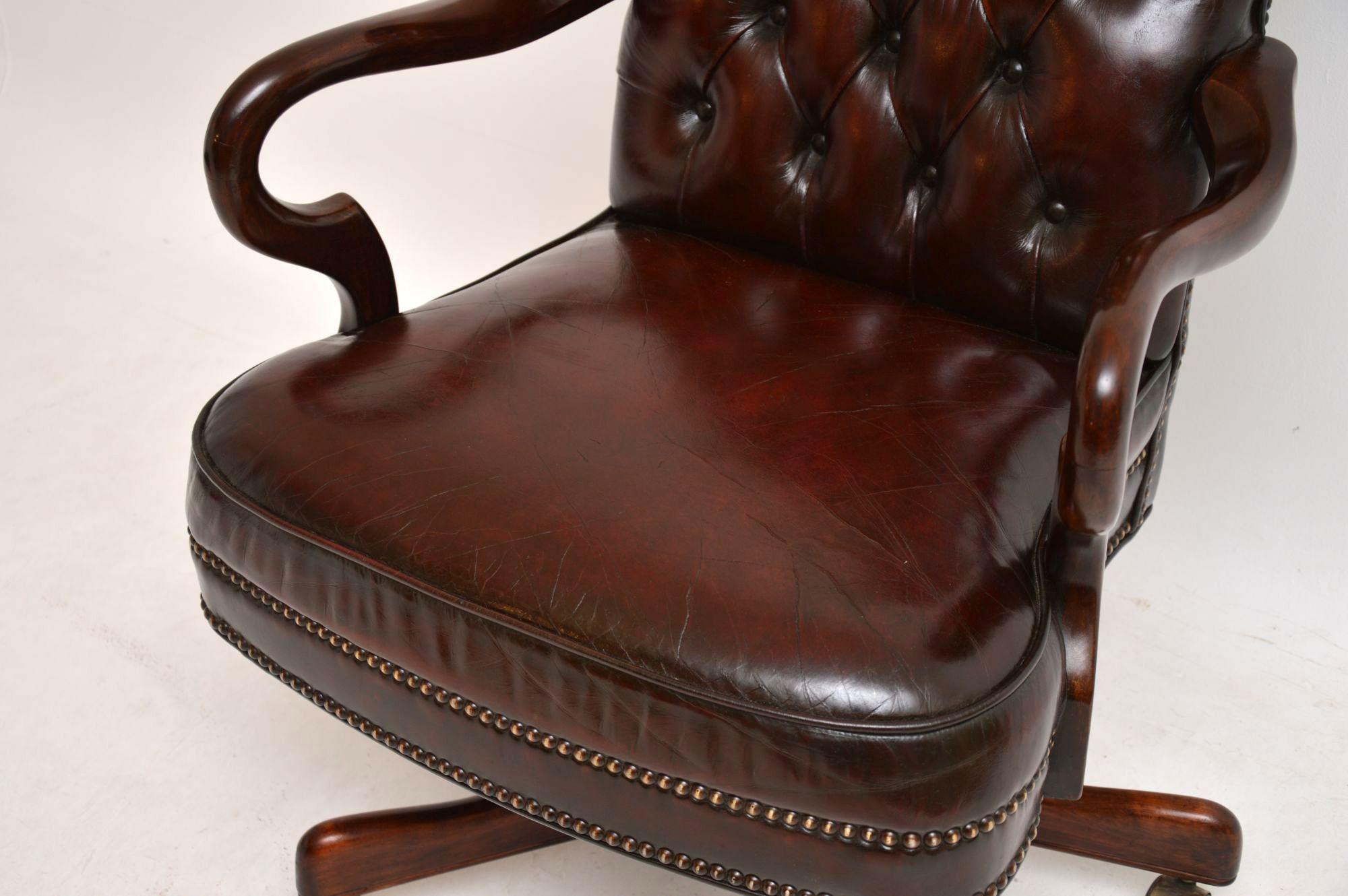 Antique Leather & Mahogany Swivel Desk Chair In Good Condition In London, GB