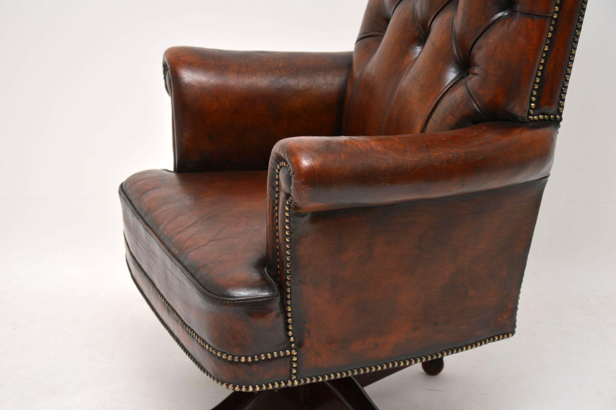 Early 20th Century Antique Leather and Mahogany Swivel Desk Chair