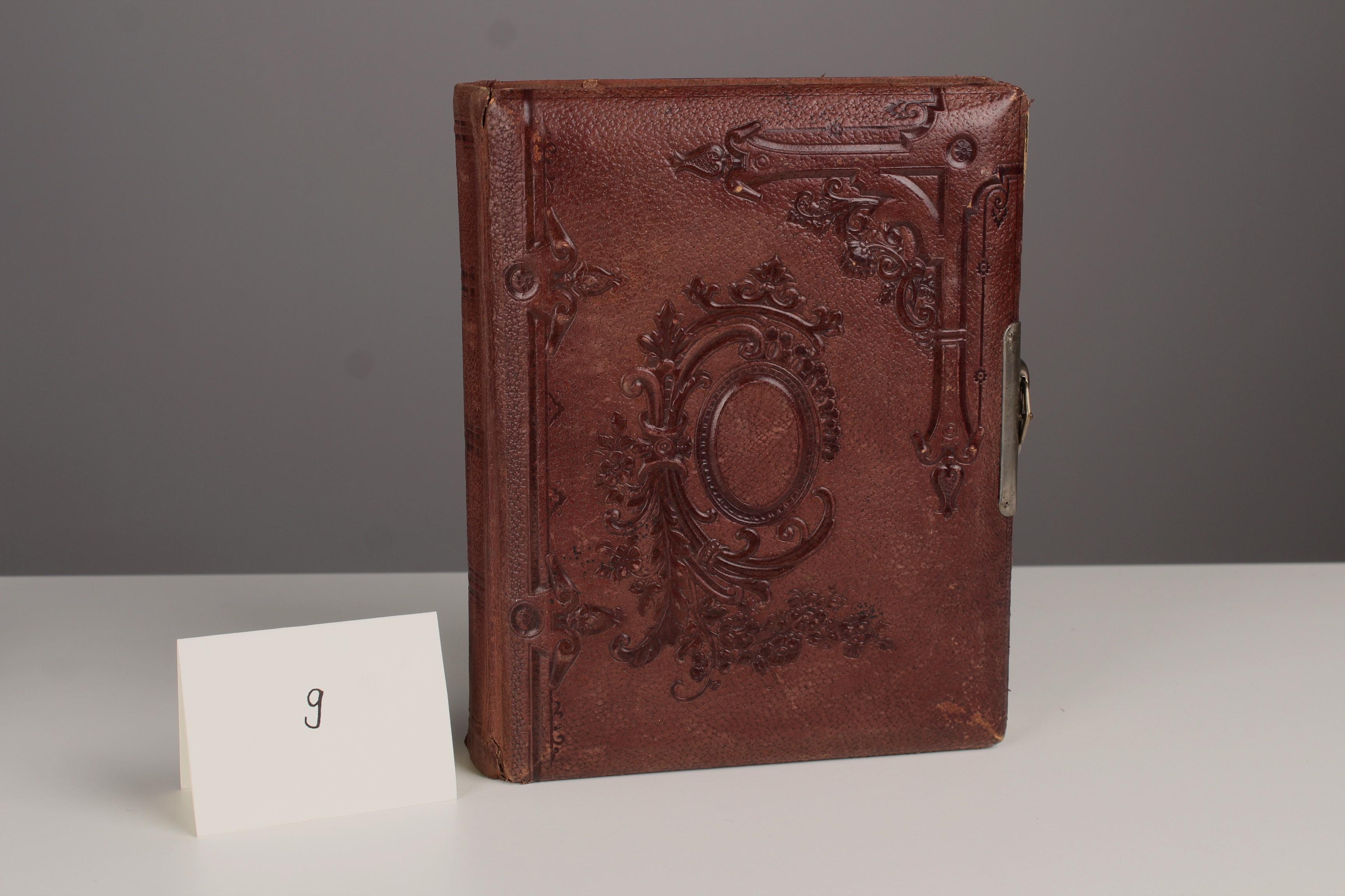 Antique Leather Photo Album With Music Box, Early 20th Century For Sale 13