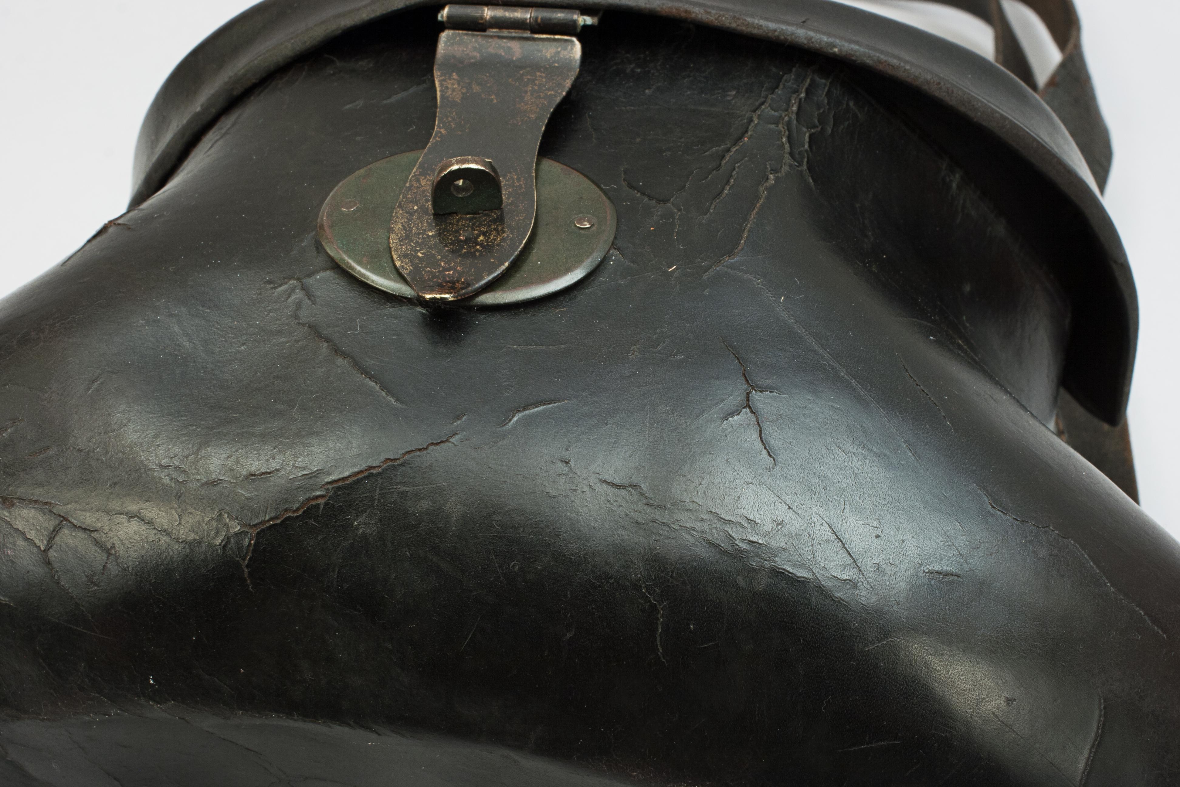 Antique Leather Pot Bellie Fishing Creel For Sale 7