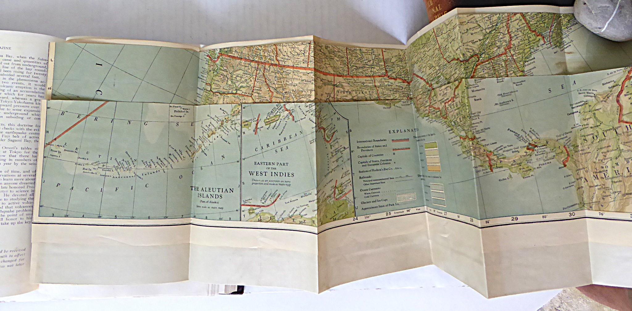 Lomo de cuero antiguo 6 volúmenes Revista National Geographic 1924 1925 y 1926 en venta 7