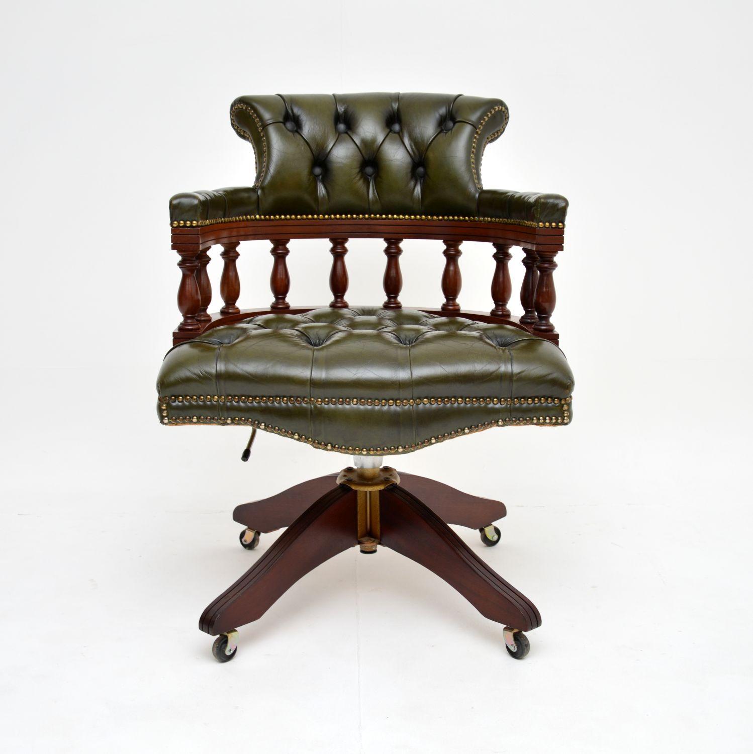 A lovely antique Victorian style leather captains desk chair. This was made in England, it dates from around the 1950’s.

It is very well made and comfortable, with beautiful green deep buttoned leather upholstery. It swivels smoothly on the splayed