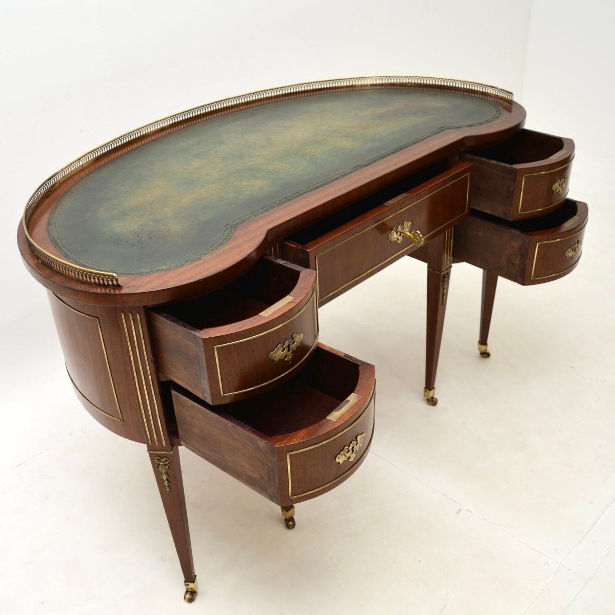 Bureau Empire autrichien ancien en cuir en vente 1