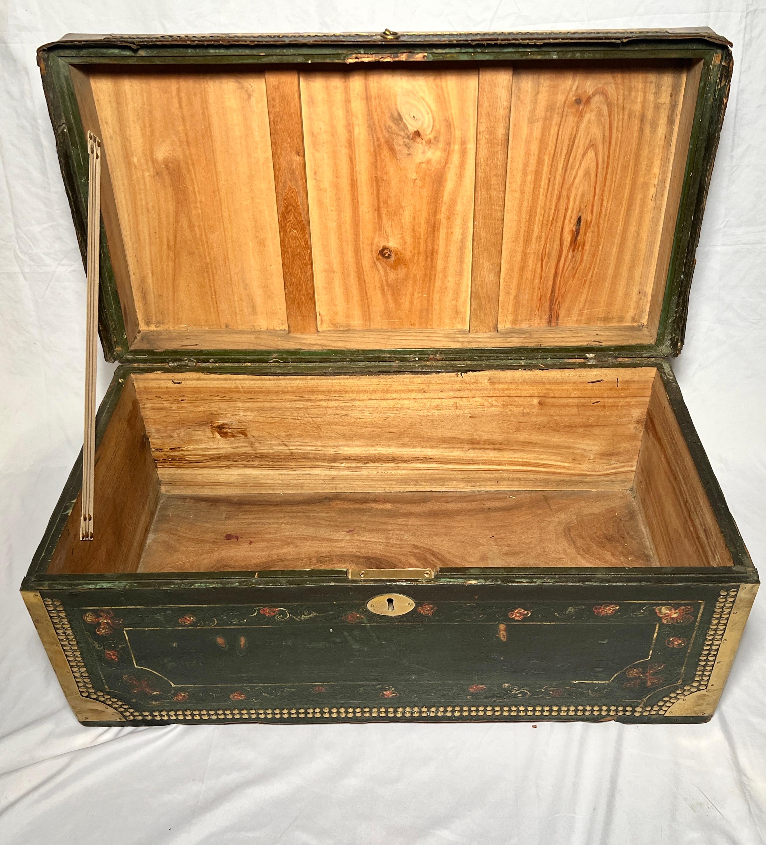 Antique Leather Top Camphor Chest 19th Century  In Good Condition For Sale In New Orleans, LA