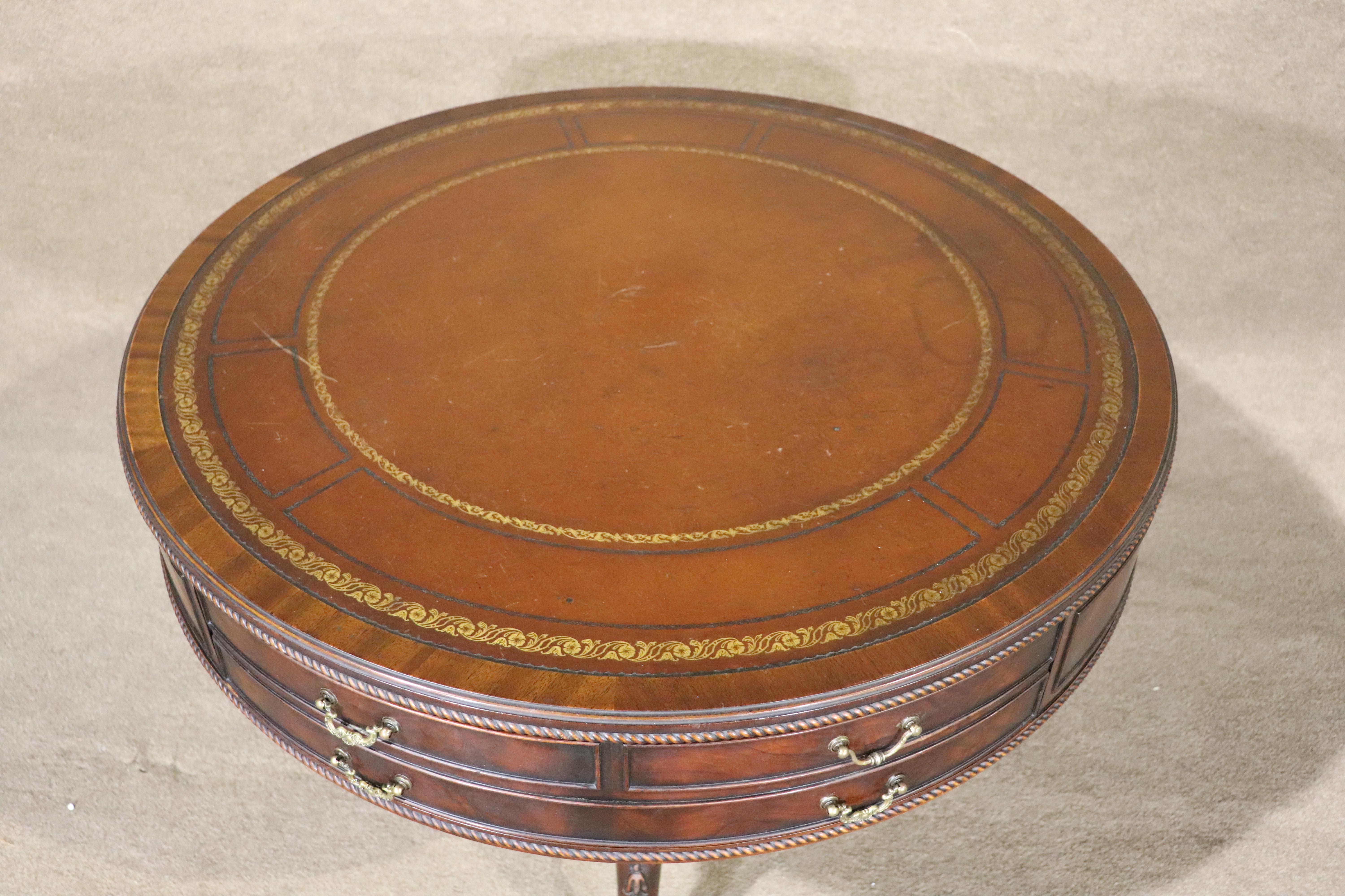 Antique Leather Top Drum Table In Good Condition For Sale In Brooklyn, NY