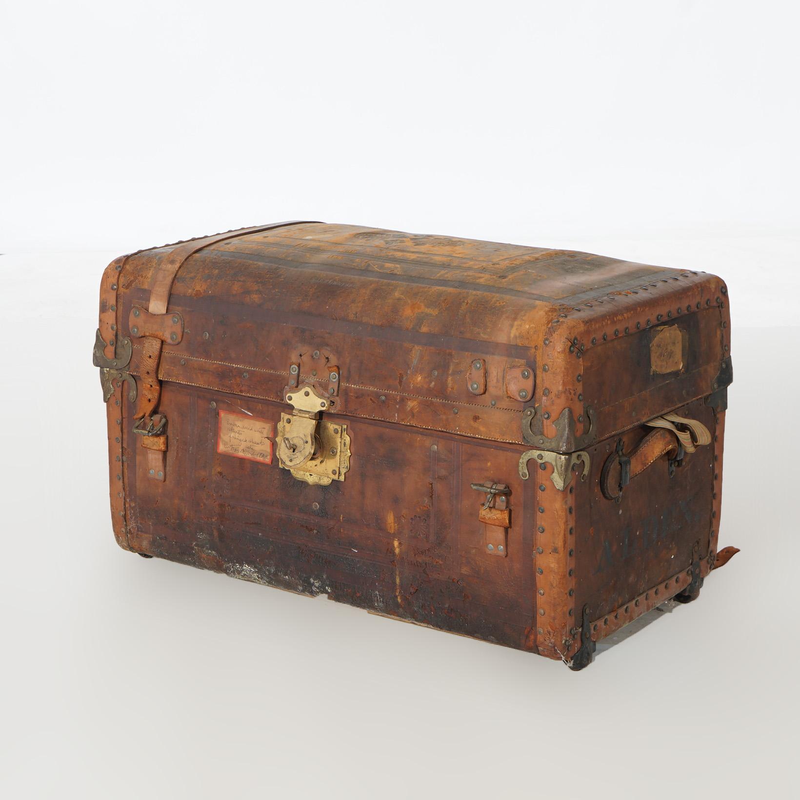 Antique Leather Travel Trunk or Suitcase, 19th C

Measures - 20