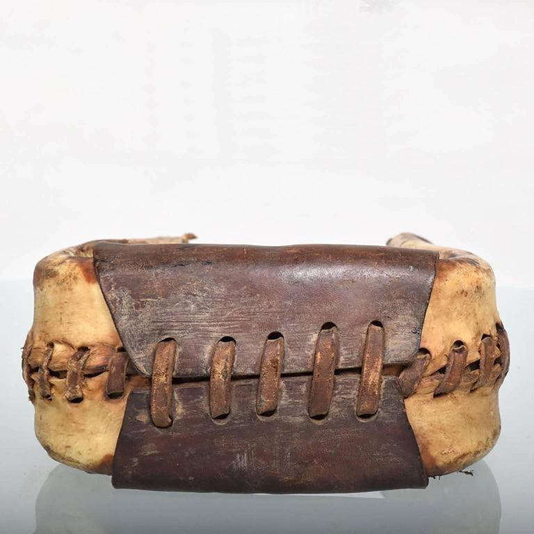 Antique Leather Western Saddle Stirrup For Sale at 1stDibs