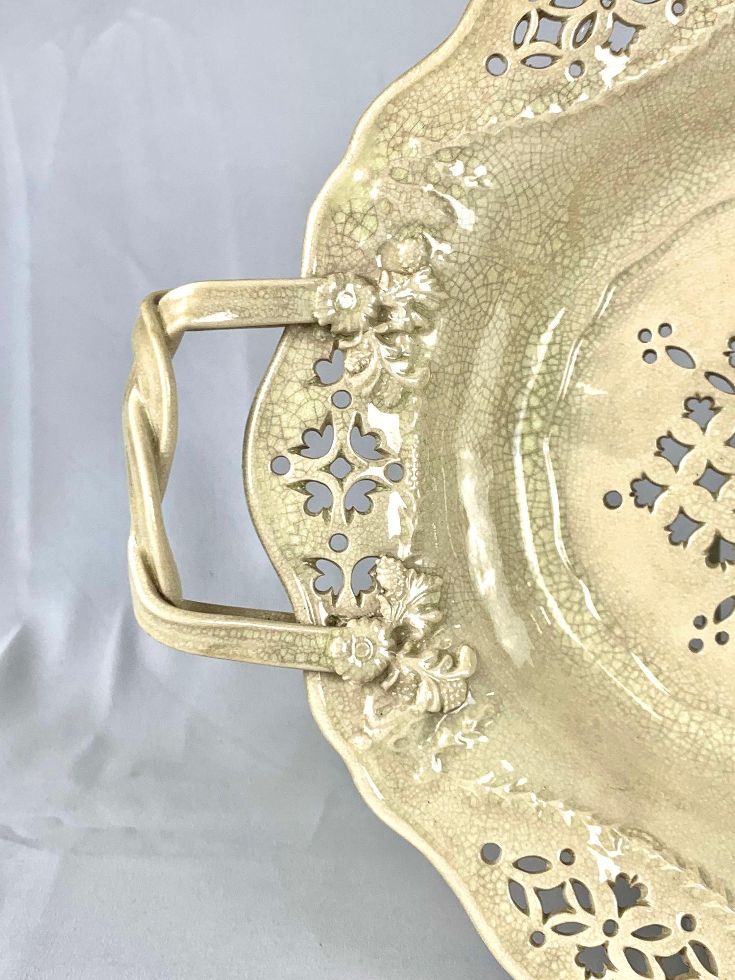 English Antique Leeds Pottery Creamware Berry Strainers Pair 19th Century England For Sale
