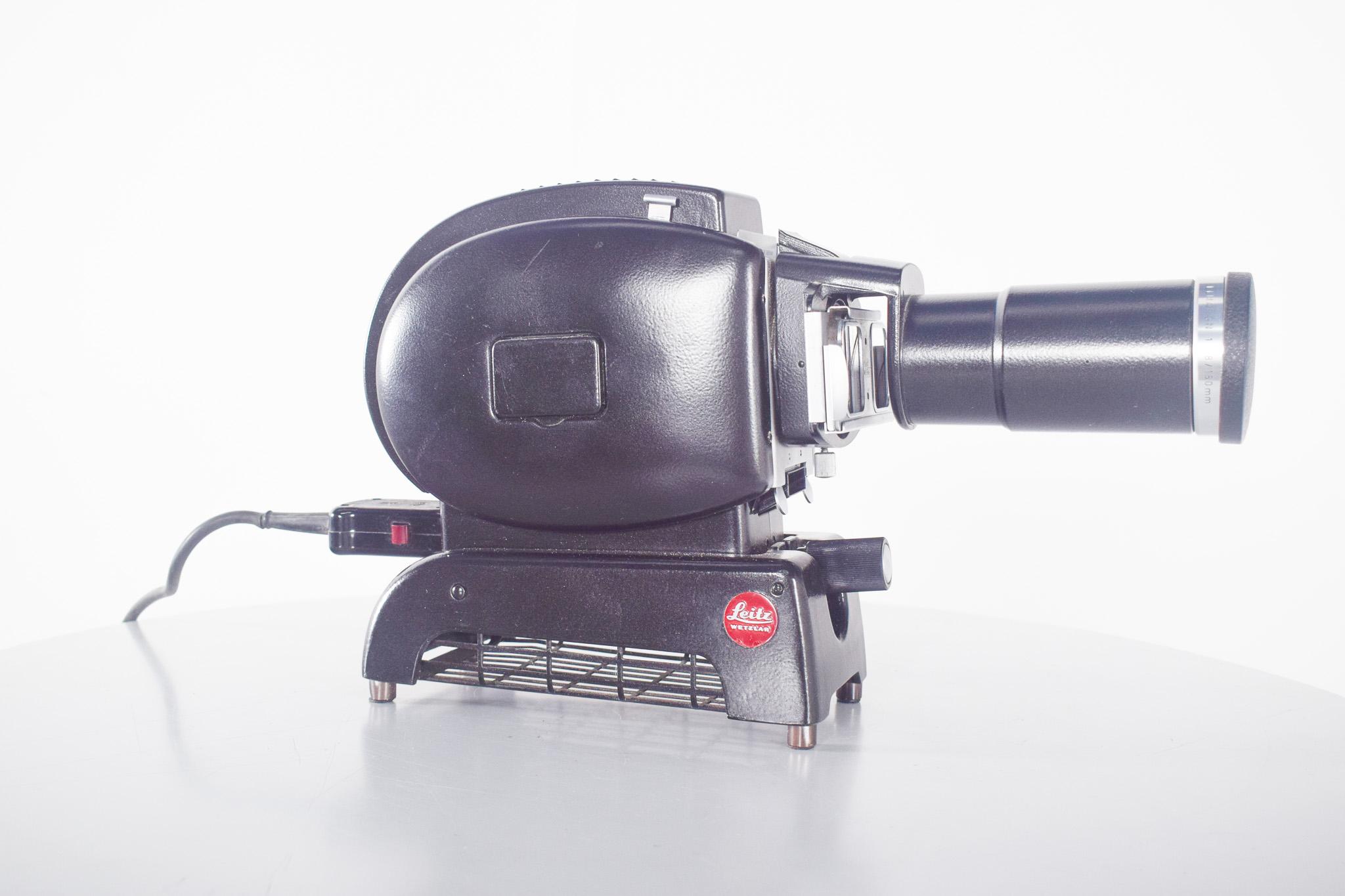 Antique Leitz Wetzlar Slide Projection Machine For Sale 3