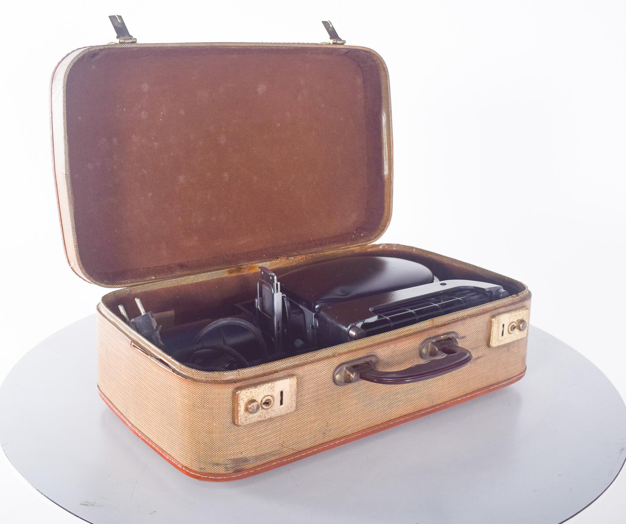 Mid-Century Modern Antique Leitz Wetzlar Slide Projection Machine For Sale