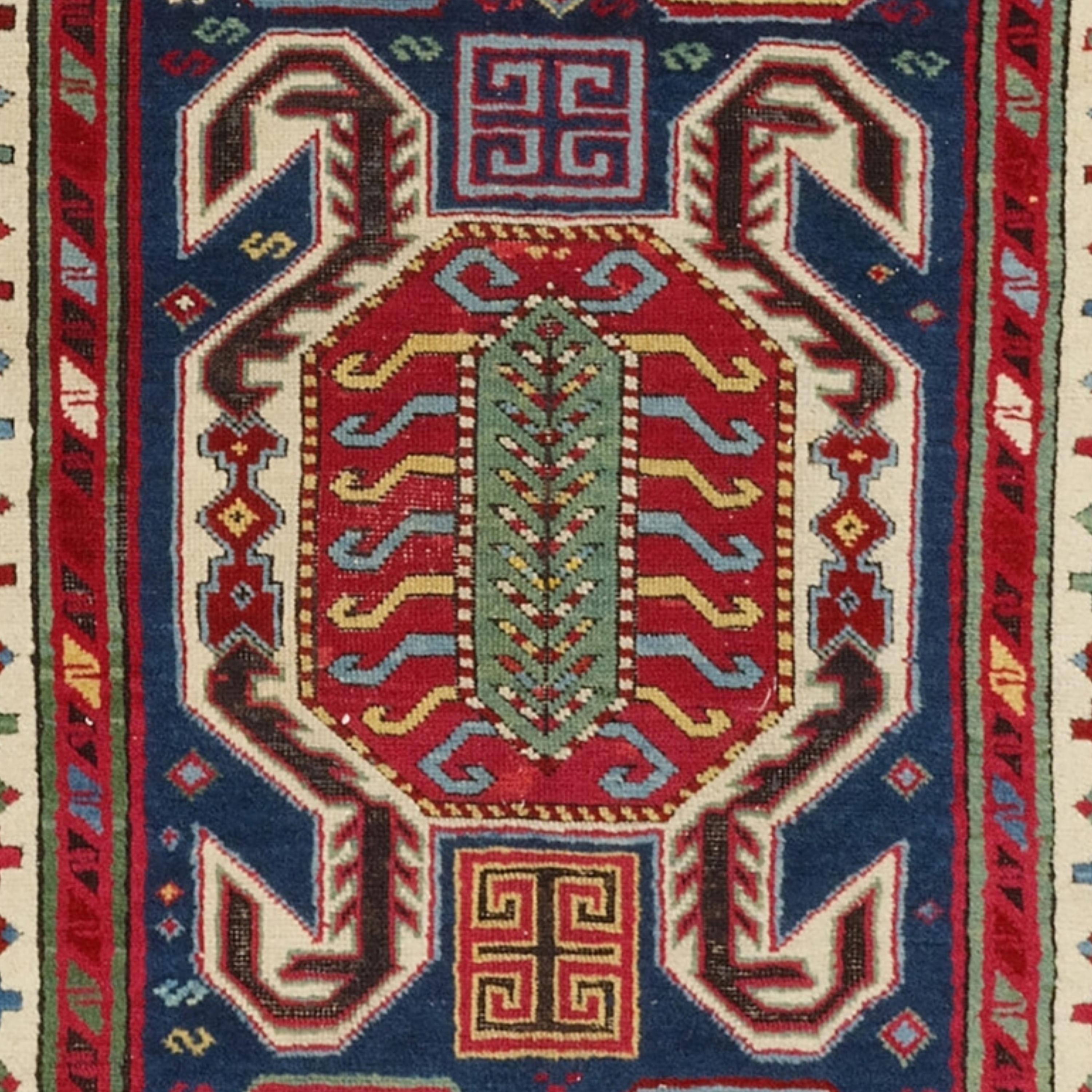 Antique Lenkoran Rug - 19th Century Lenkoran Prayer Rug, Caucasian Rug In Good Condition For Sale In Sultanahmet, 34