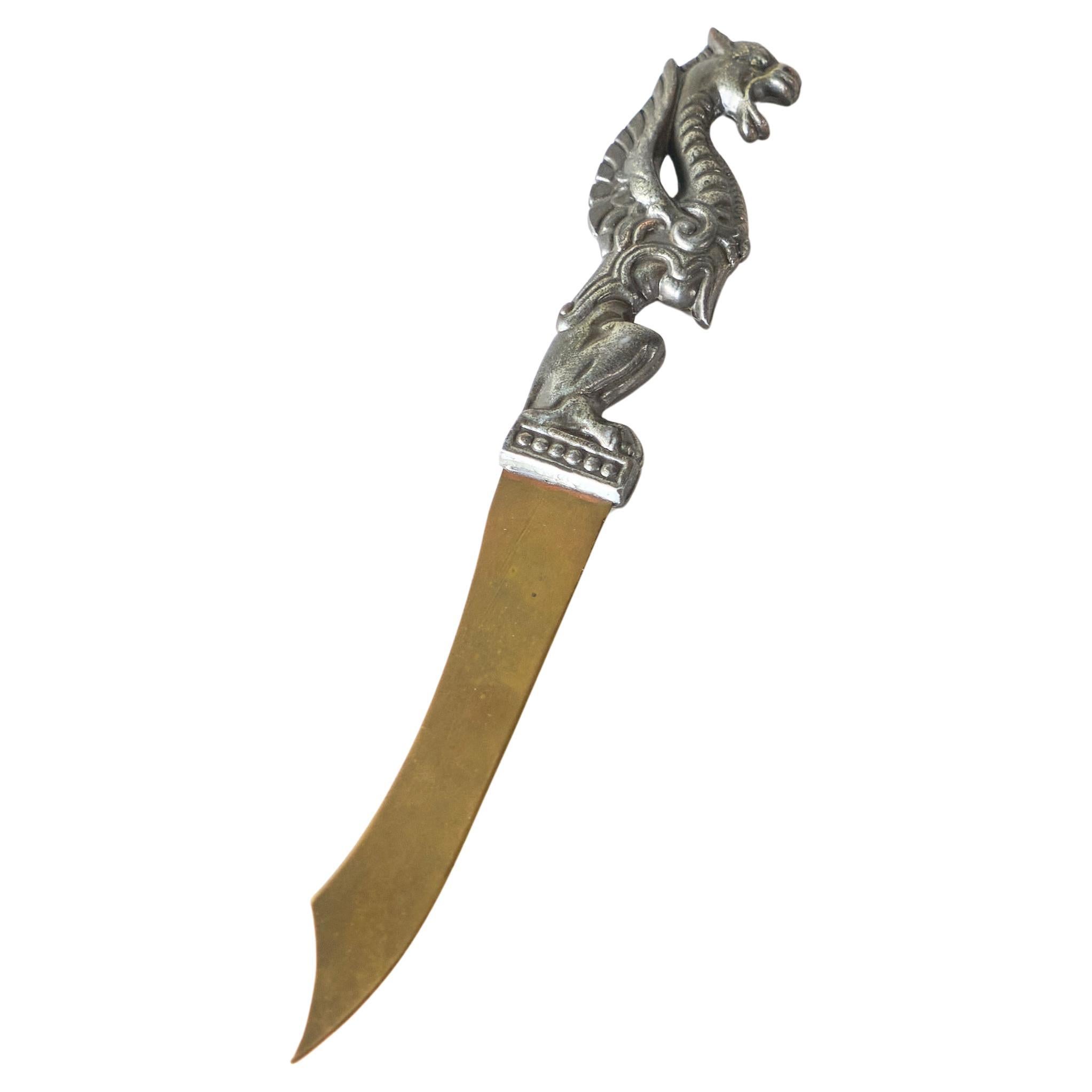 Antiker Brieföffner mit Drache aus Messing und Metall