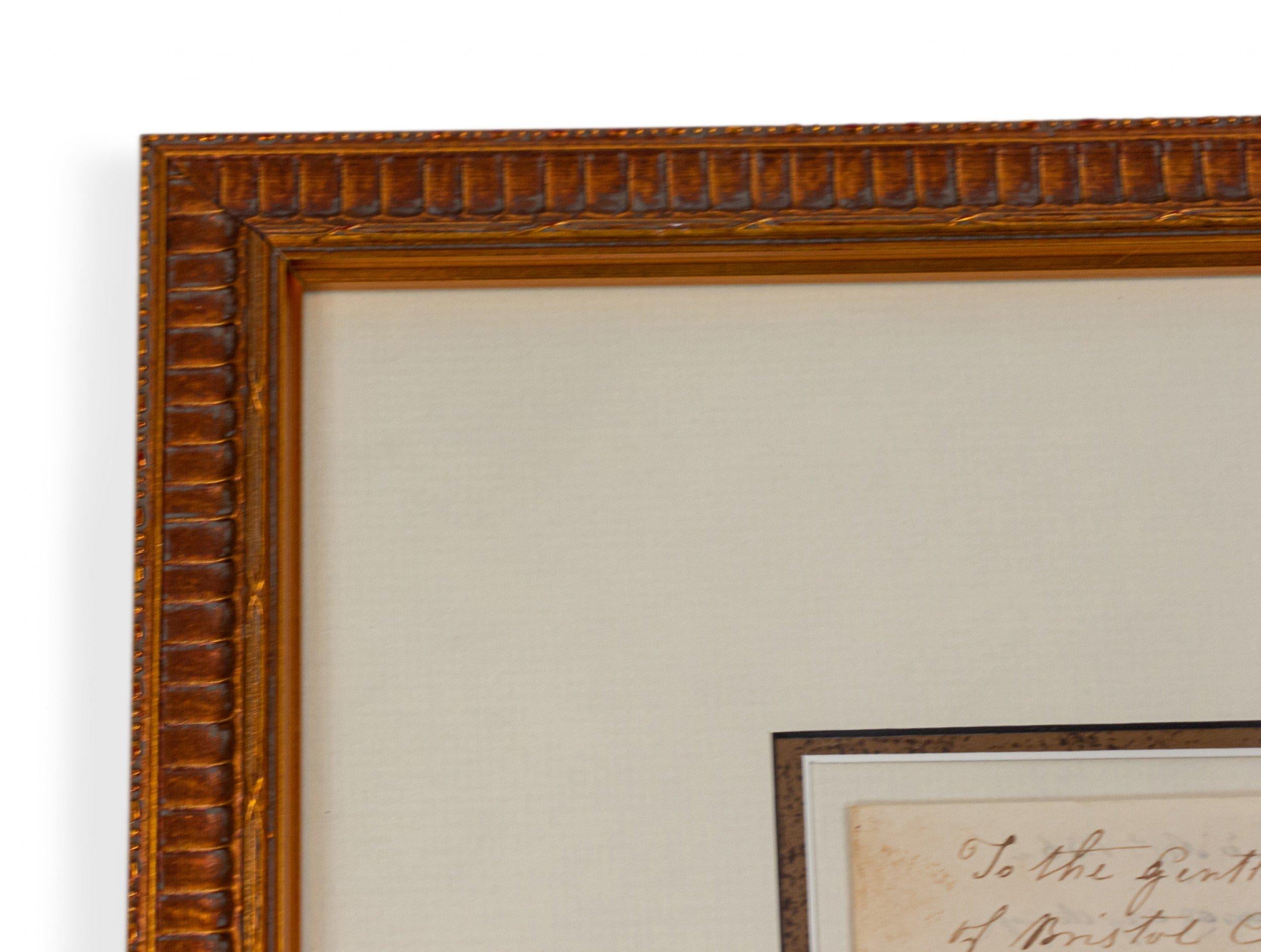Antike Briefe mit zentralem ovalen Porträt in einem Holzrahmen (amerikanisch) im Angebot