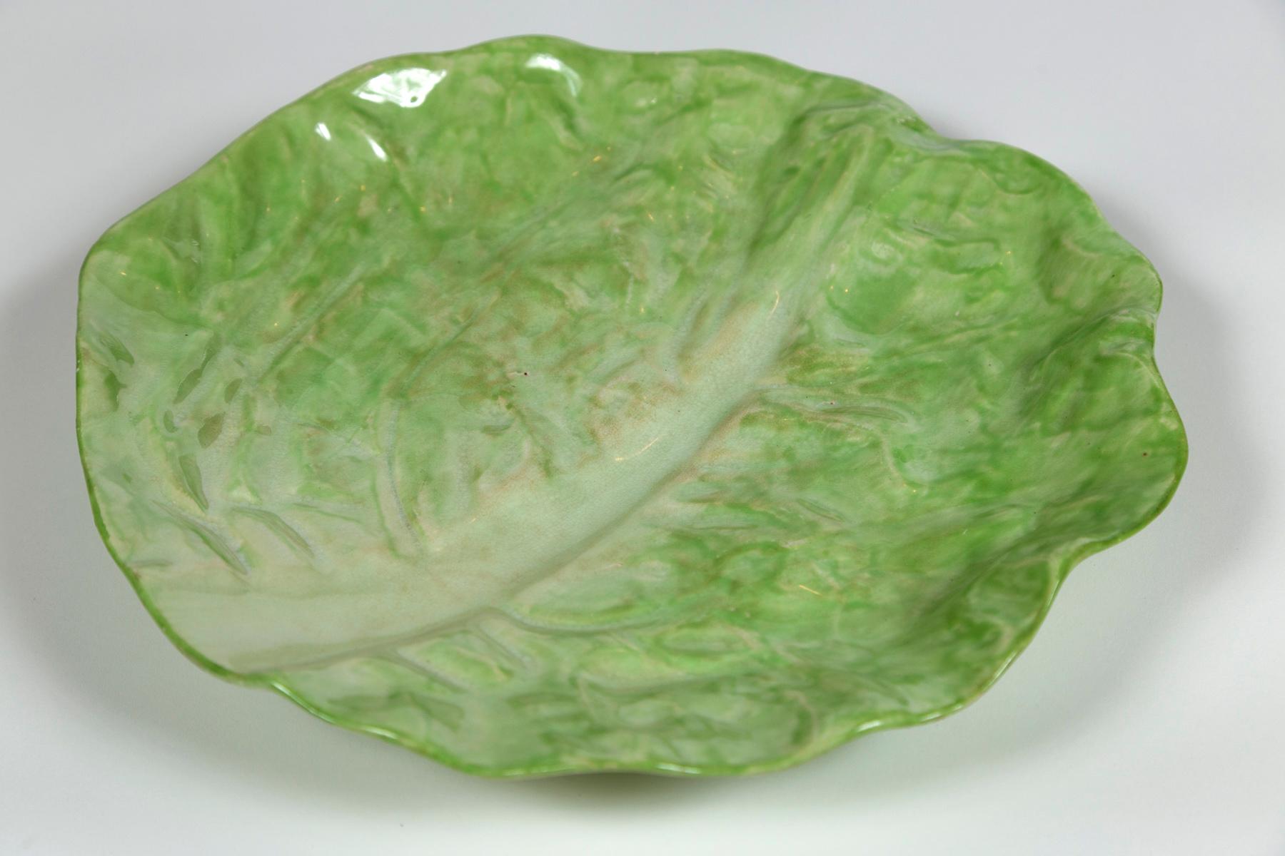 Majolica Antique Lettuce Leaf Platter, Wannopee Pottery, circa 1900 For Sale