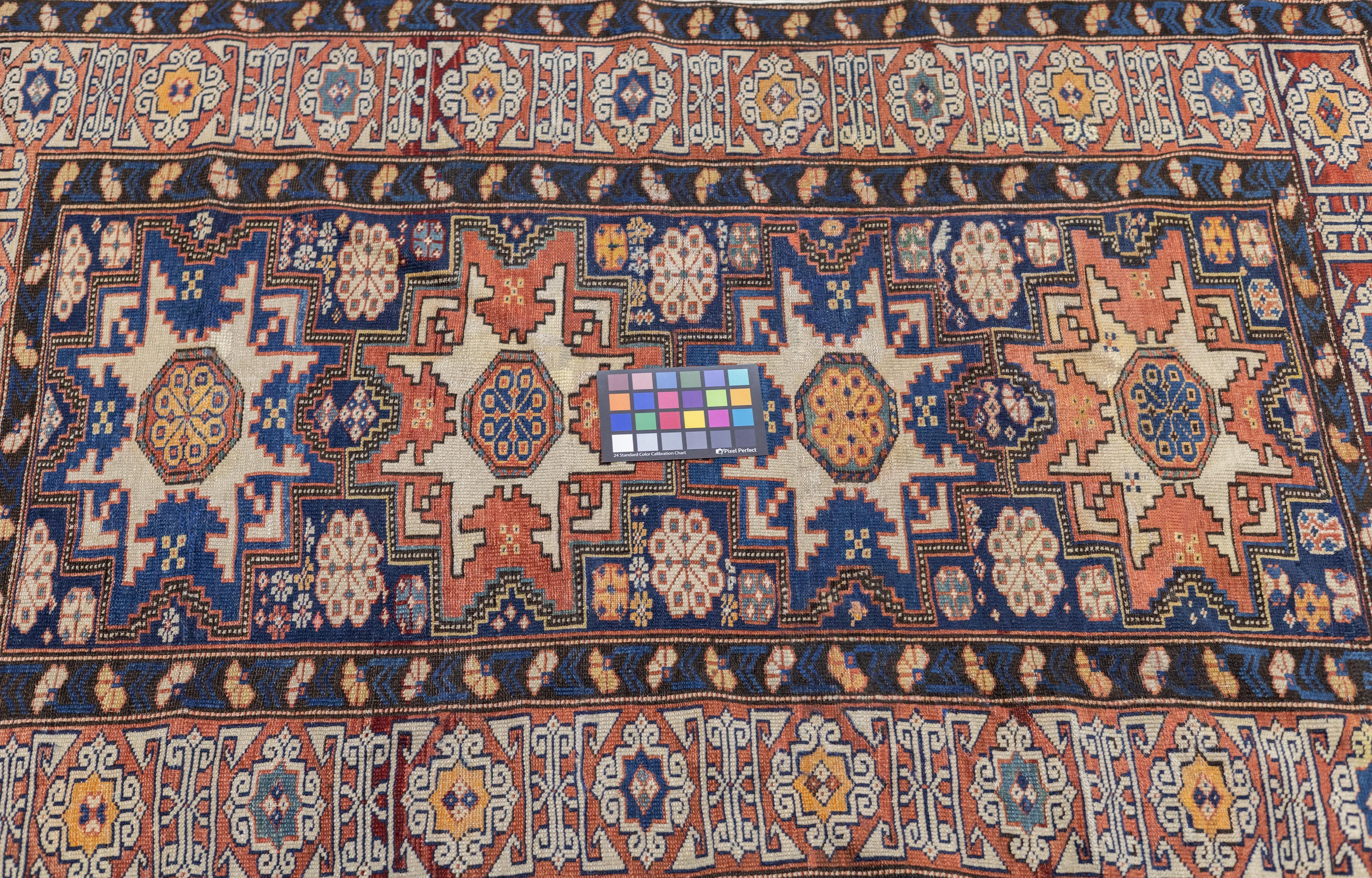 Tapis Lezgi ancien 3'7'' x 5'1'' en vente 3