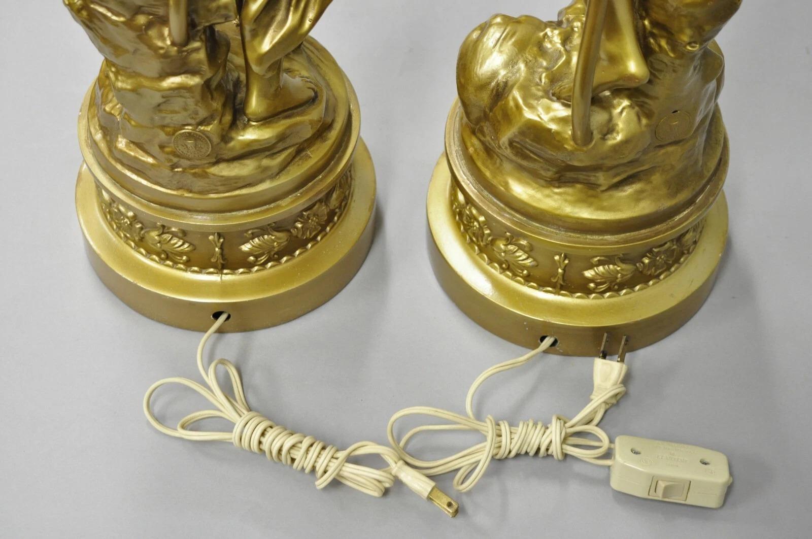 Antique L&F Moreau French Renaissance Gold Paint Metal Figural Table Lamps Pair in vendita 3
